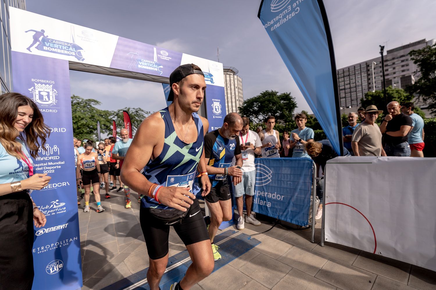 Todas las fotos de la Carrera Vertical Torre Emperador Castellana   @vsmphotoevents  08048