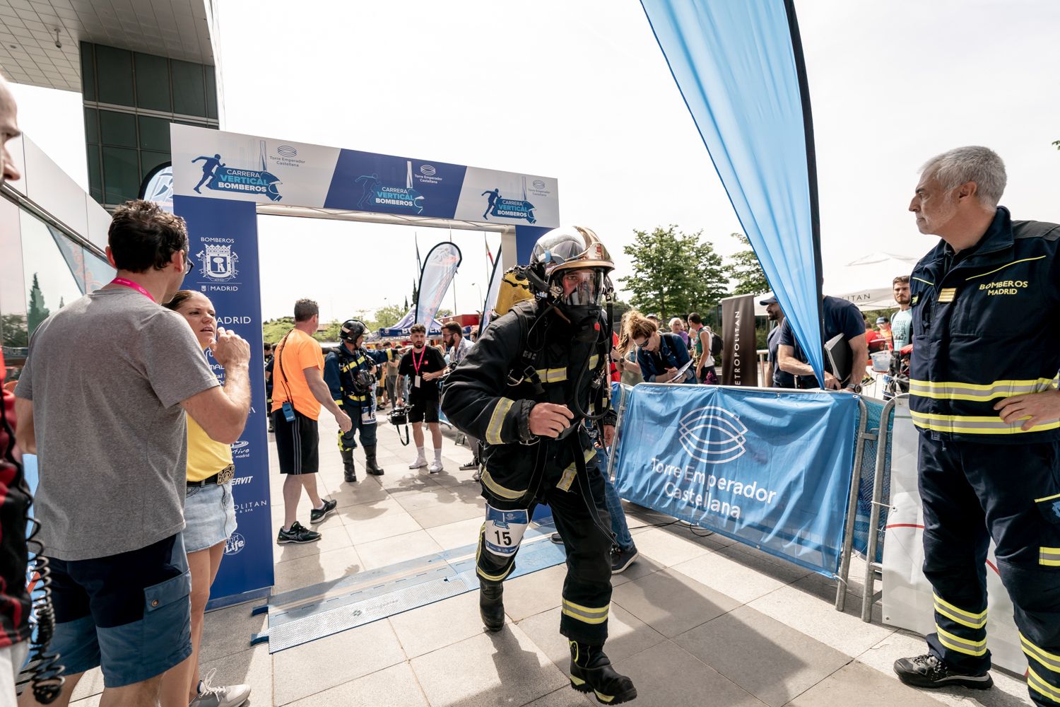 Todas las fotos de la Carrera Vertical Torre Emperador Castellana   @vsmphotoevents  03302