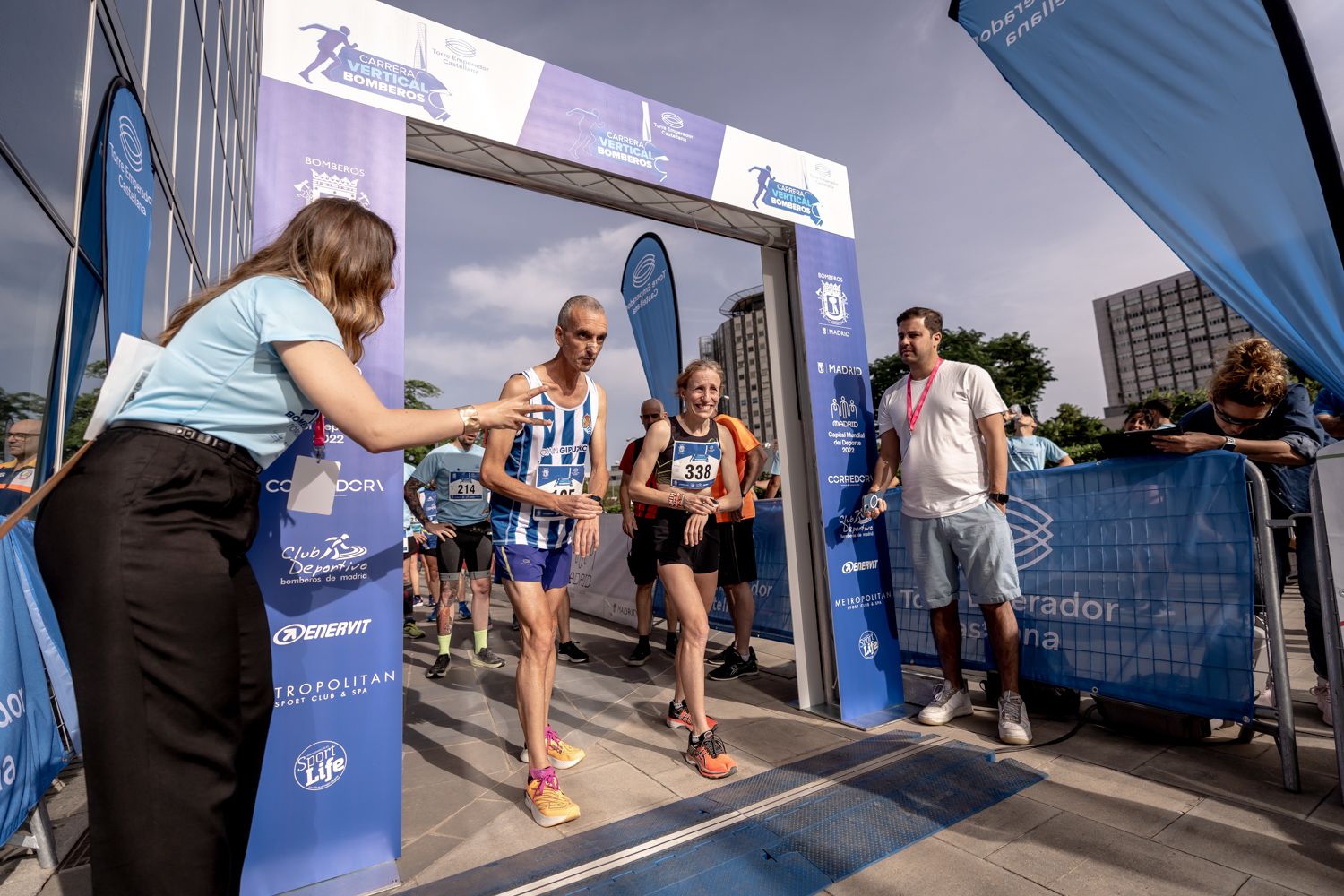 Todas las fotos de la Carrera Vertical Torre Emperador Castellana   @vsmphotoevents  08063