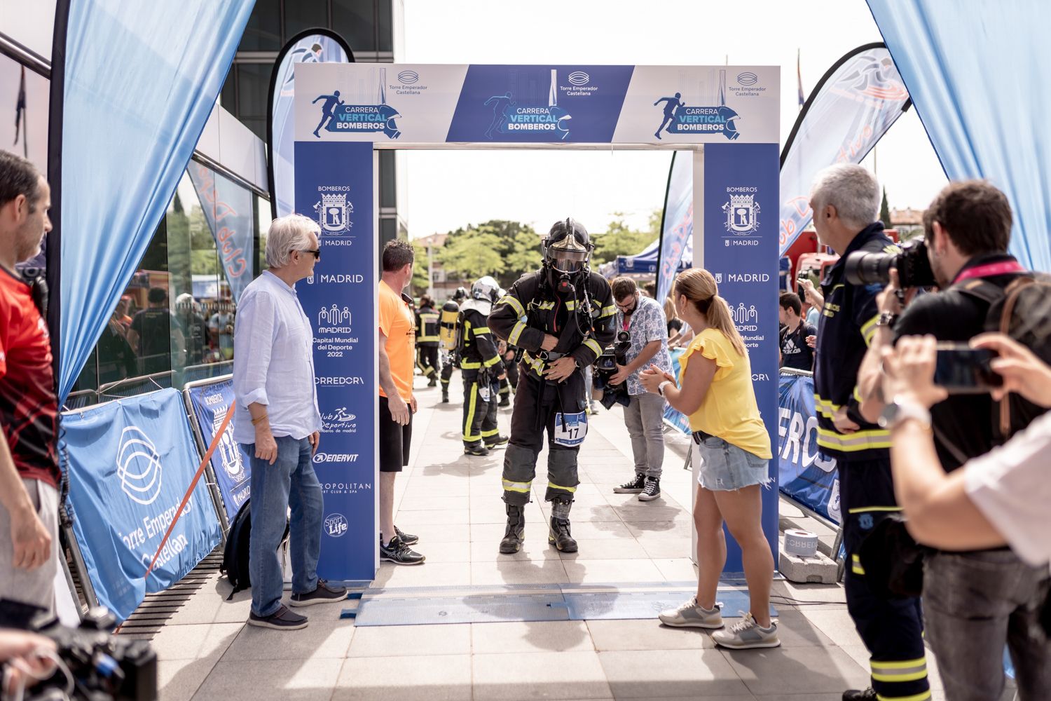Todas las fotos de la Carrera Vertical Torre Emperador Castellana   @vsmphotoevents  08752