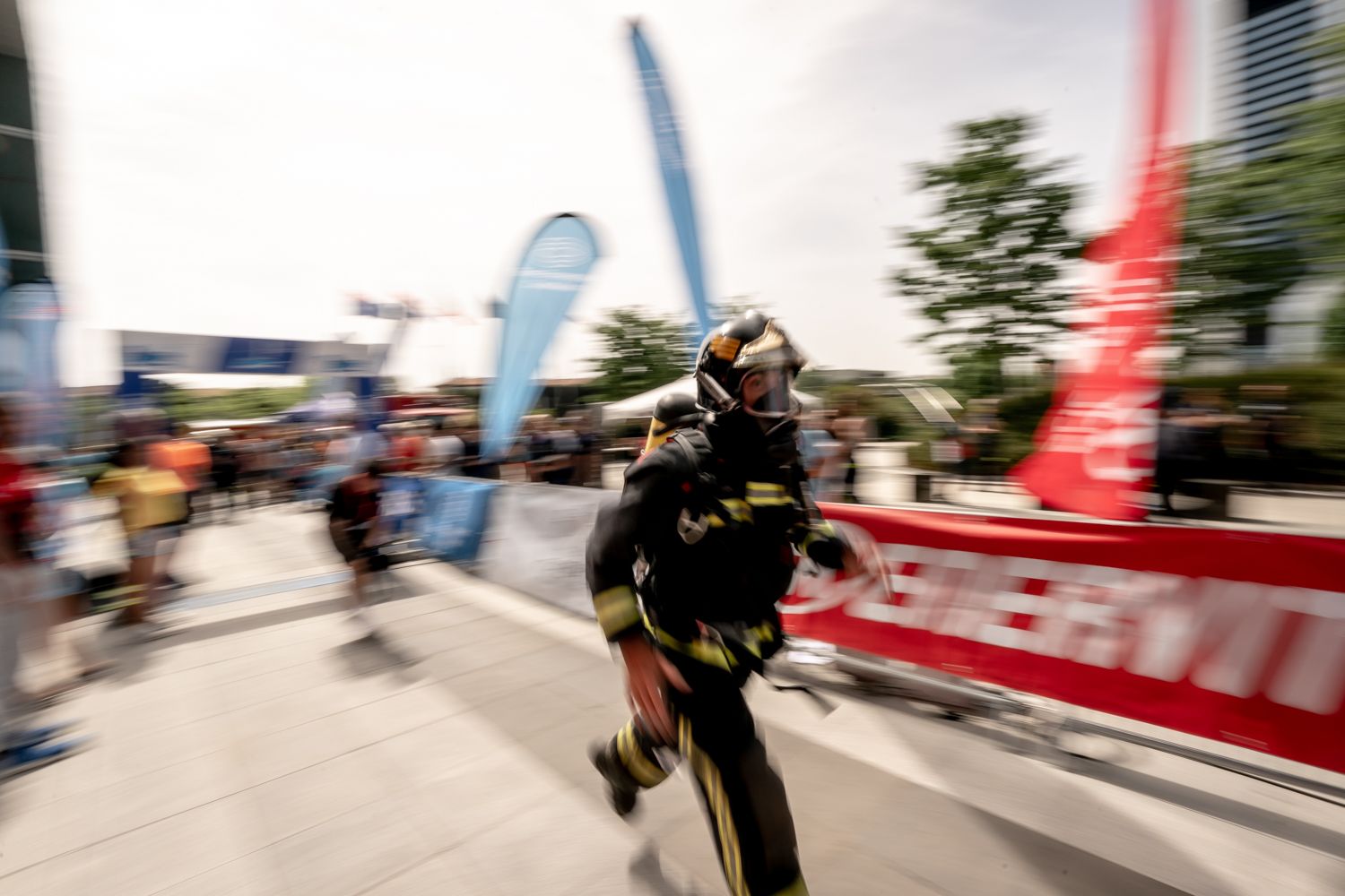 Todas las fotos de la Carrera Vertical Torre Emperador Castellana   @vsmphotoevents  03327