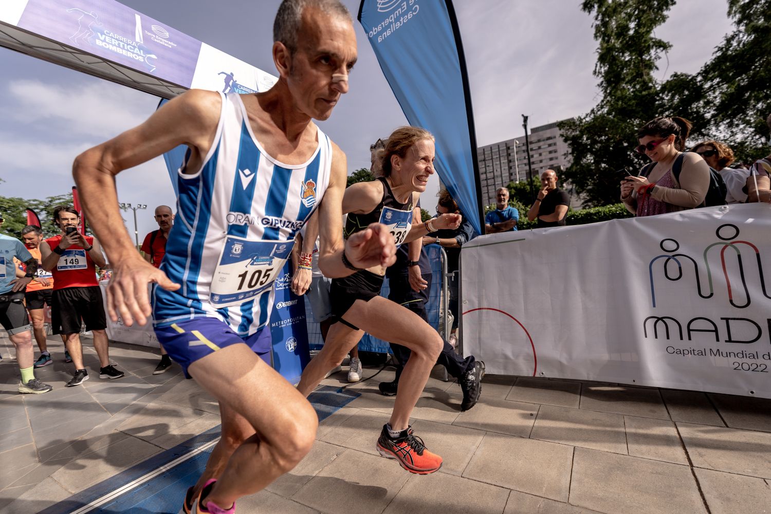 Todas las fotos de la Carrera Vertical Torre Emperador Castellana   @vsmphotoevents  08069