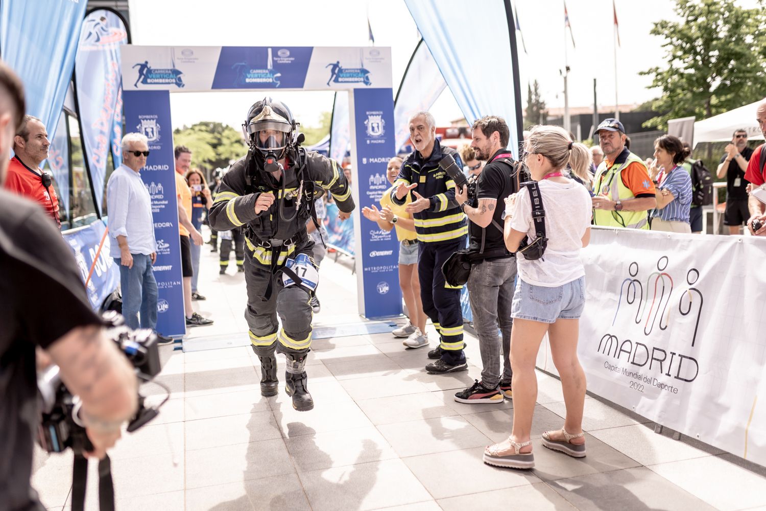 Todas las fotos de la Carrera Vertical Torre Emperador Castellana   @vsmphotoevents  08763