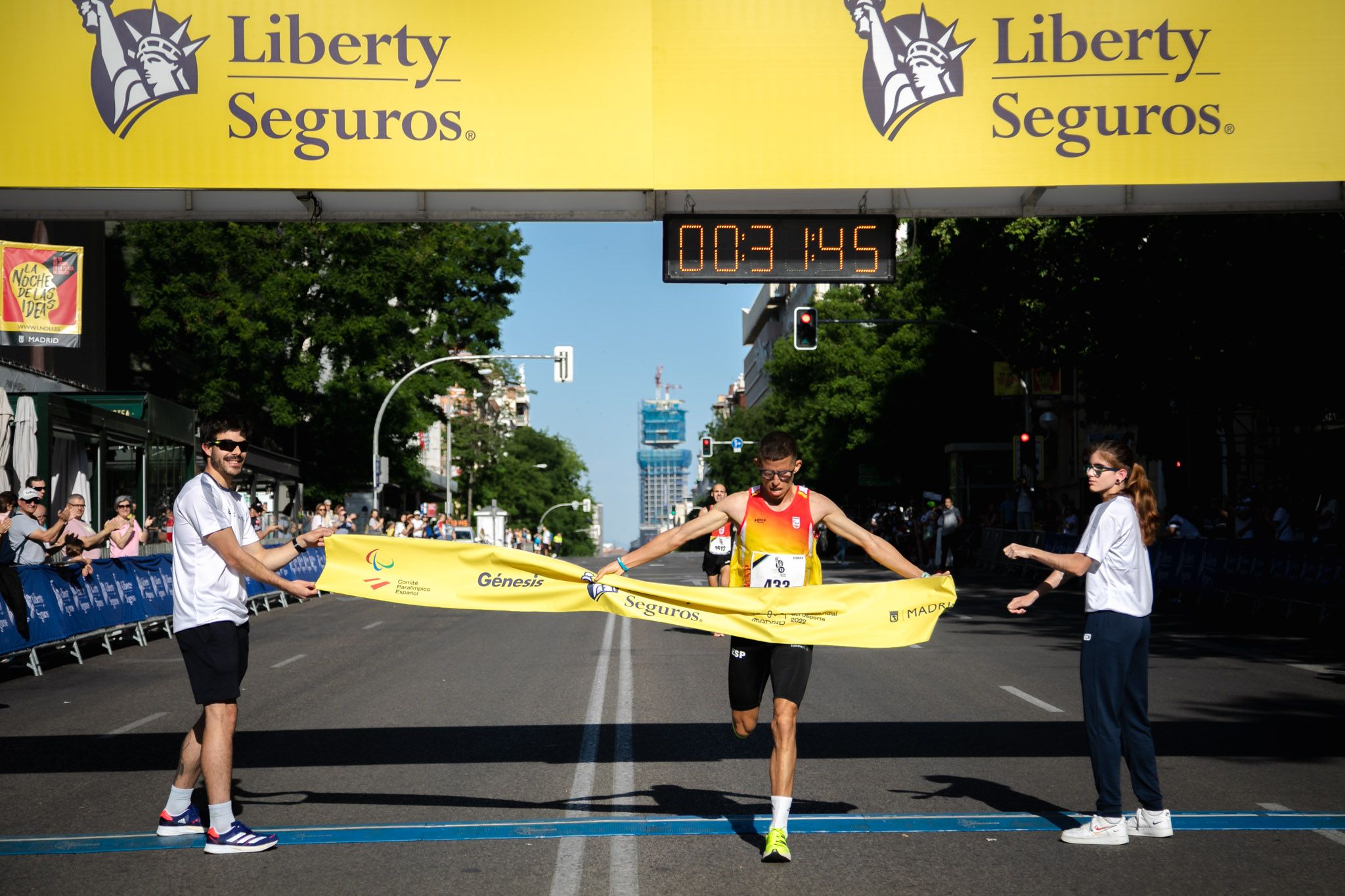Las mejores fotos de la meta de la Carrera Liberty de Madrid   65