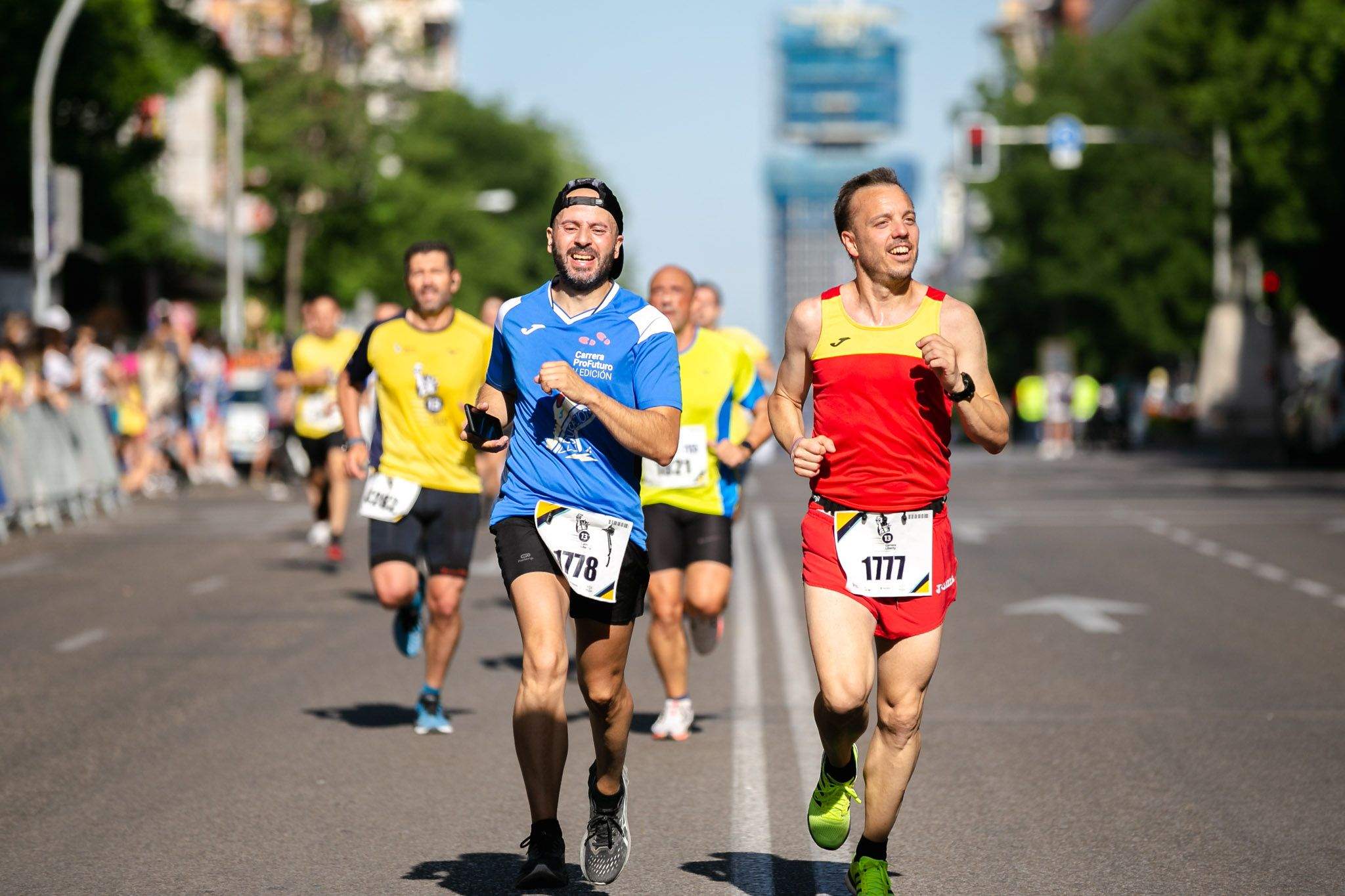 Las mejores fotos de la meta de la Carrera Liberty de Madrid   365