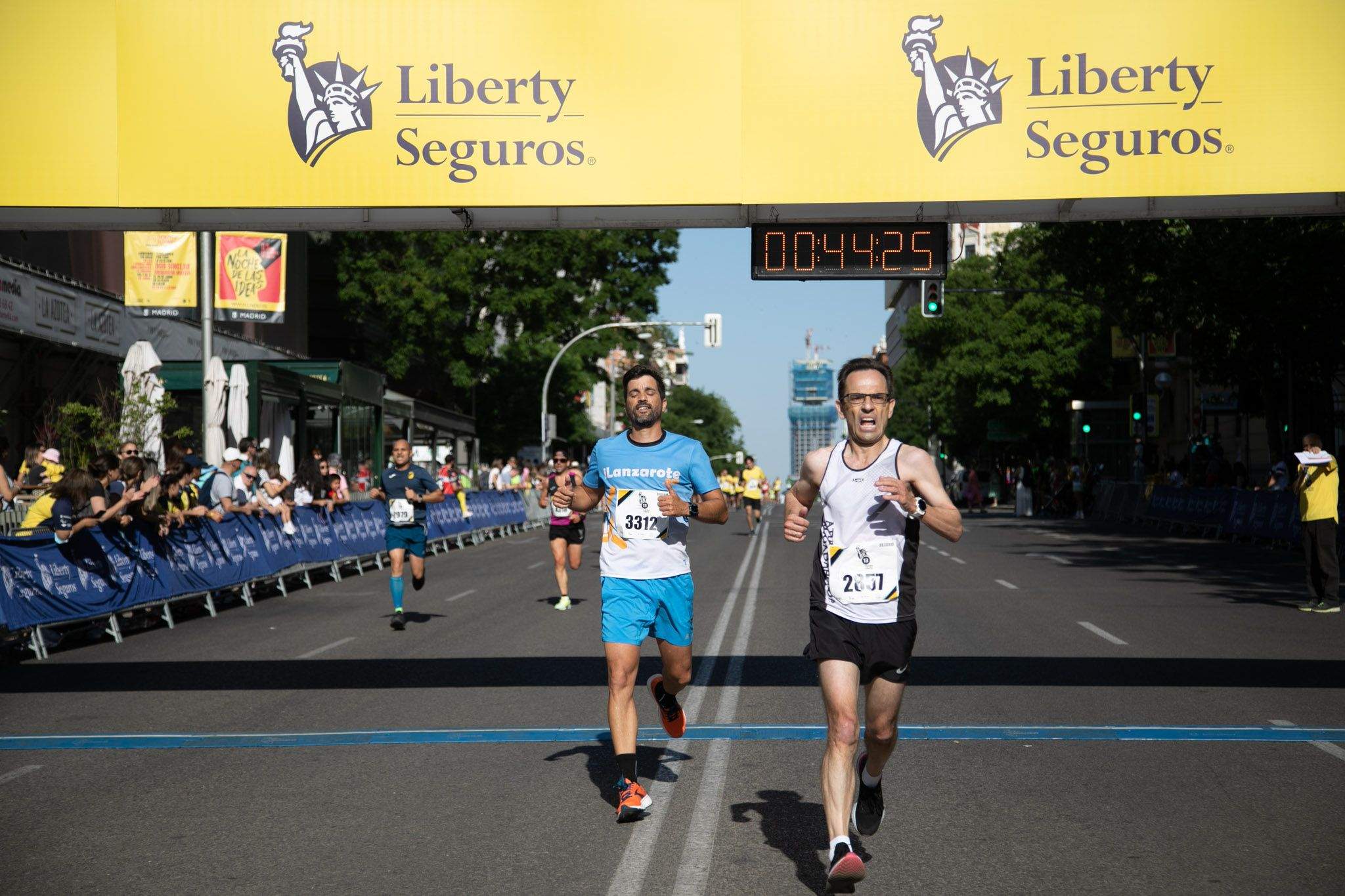 Las mejores fotos de la meta de la Carrera Liberty de Madrid   383