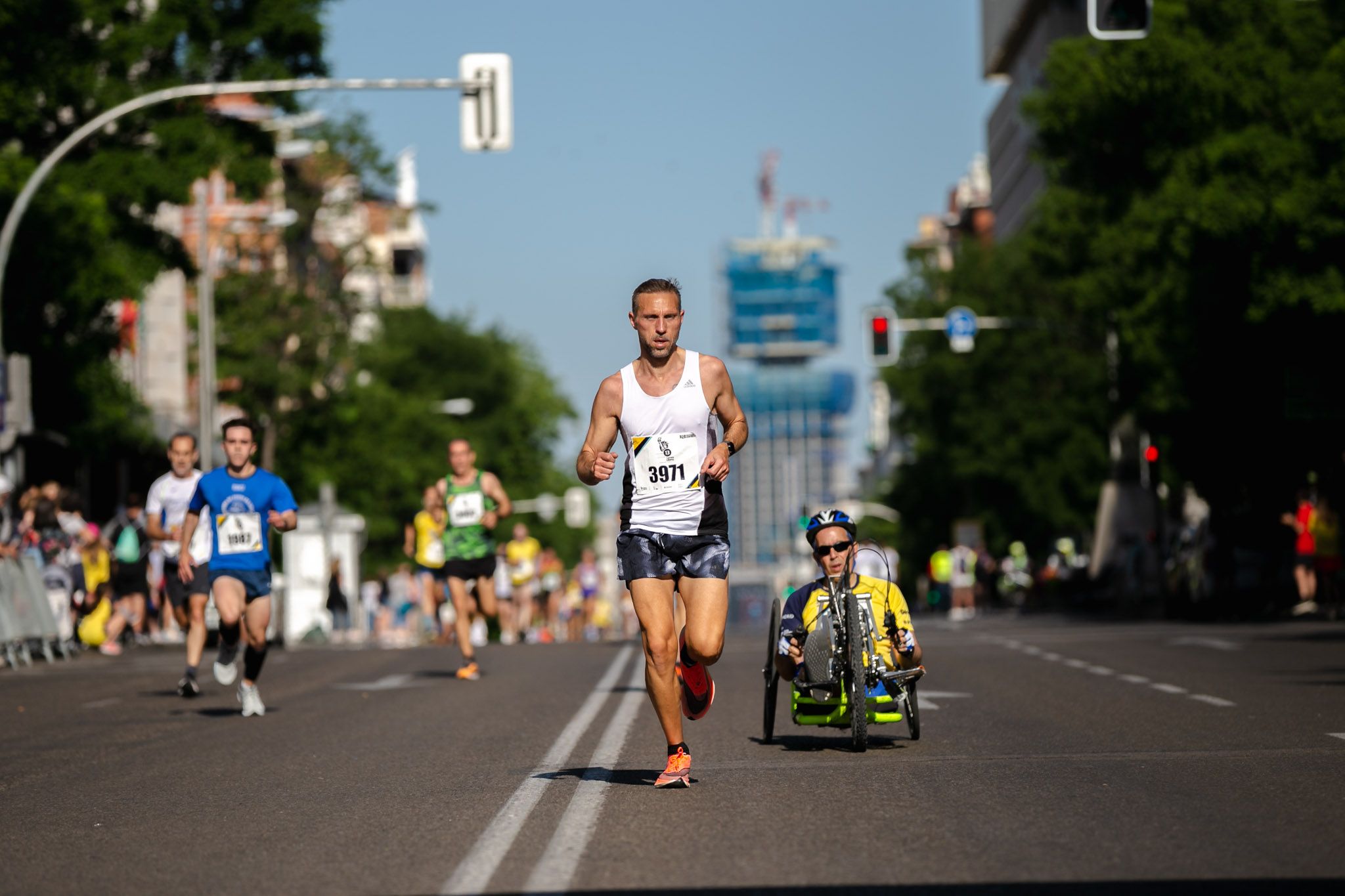 Las mejores fotos de la meta de la Carrera Liberty de Madrid   300