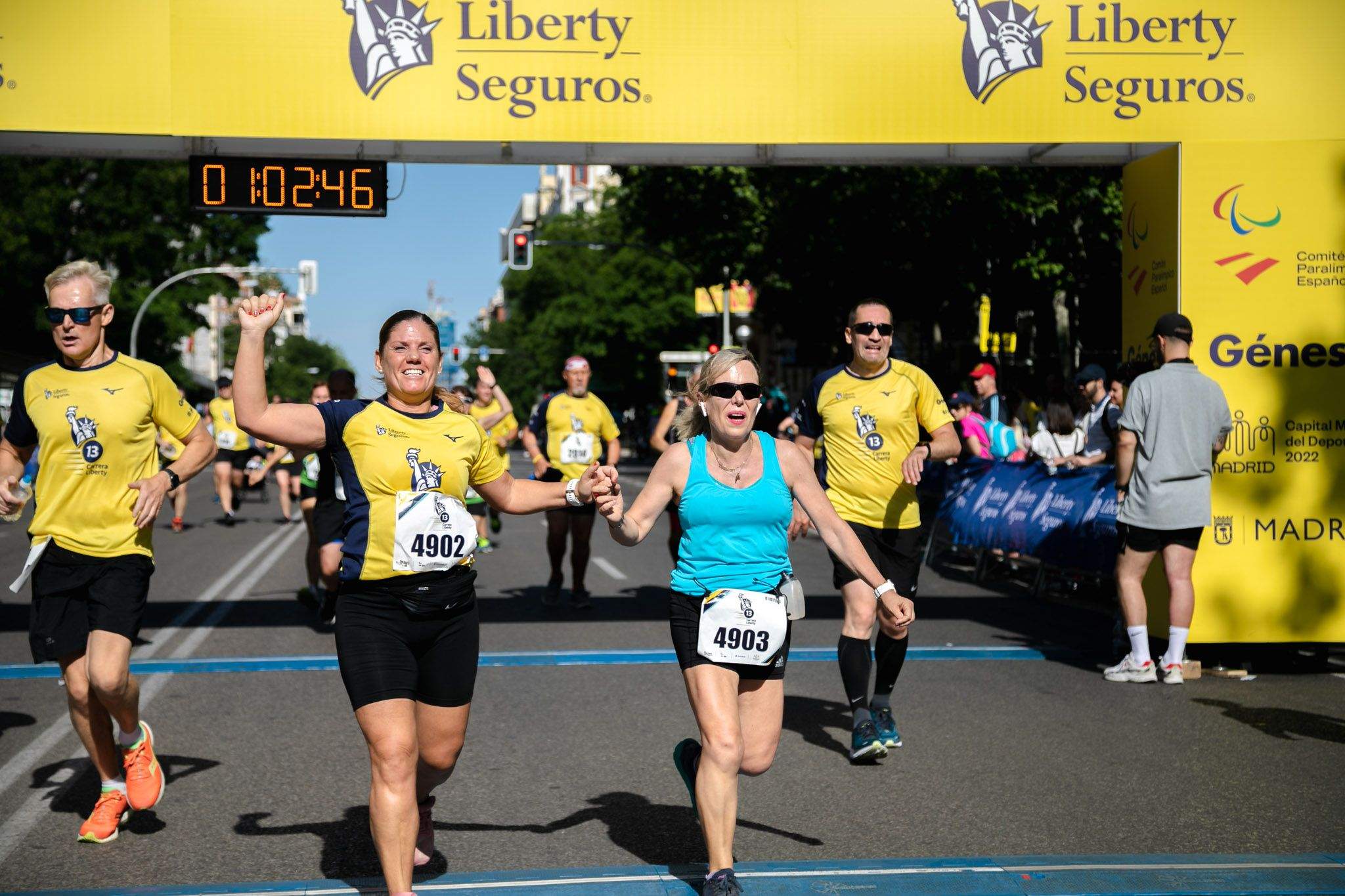 Las mejores fotos de la meta de la Carrera Liberty de Madrid   604