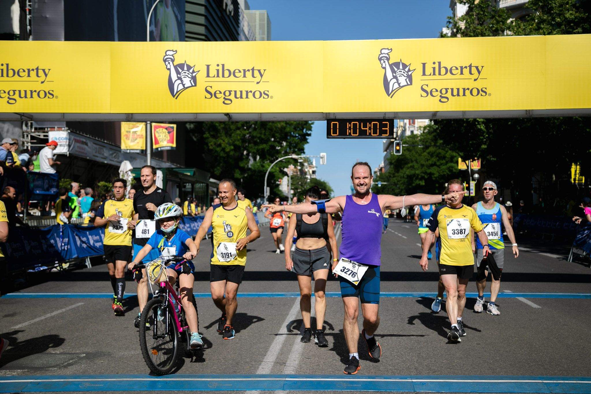 Las mejores fotos de la meta de la Carrera Liberty de Madrid   624