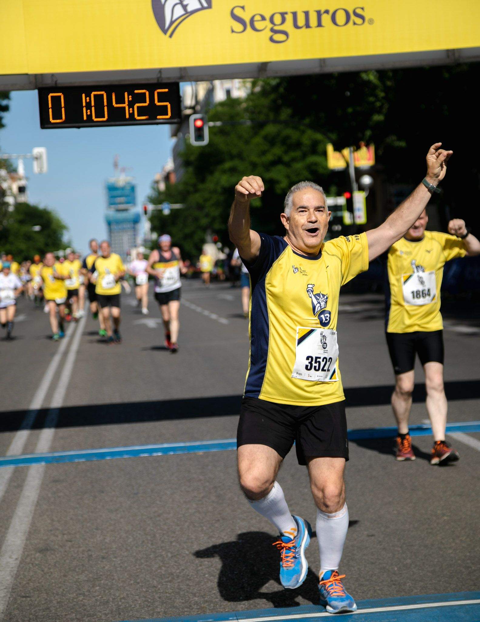 Las mejores fotos de la meta de la Carrera Liberty de Madrid   629