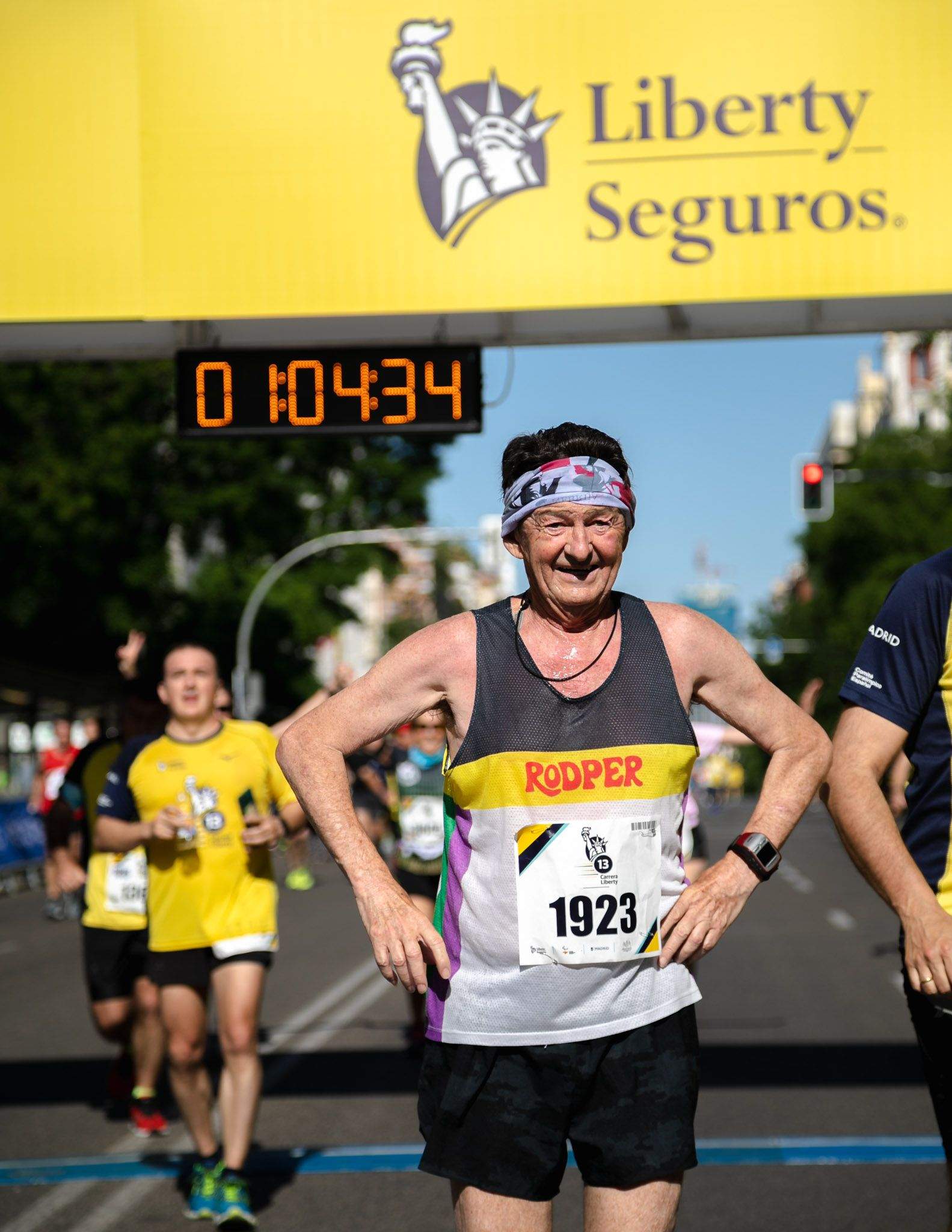 Las mejores fotos de la meta de la Carrera Liberty de Madrid   633