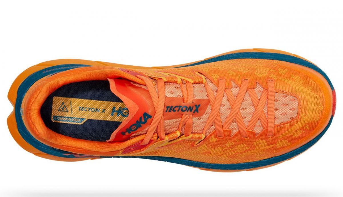 Tecton X 2, las zapatillas de trail running de Hoka con placa de carbono