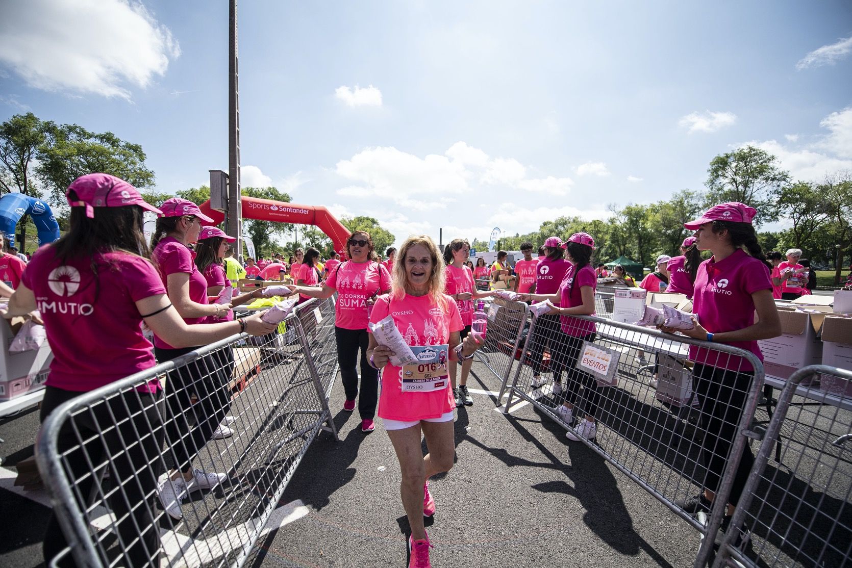 Todas las fotos de la Carrera de la Mujer de Vitoria Gasteiz 512033 