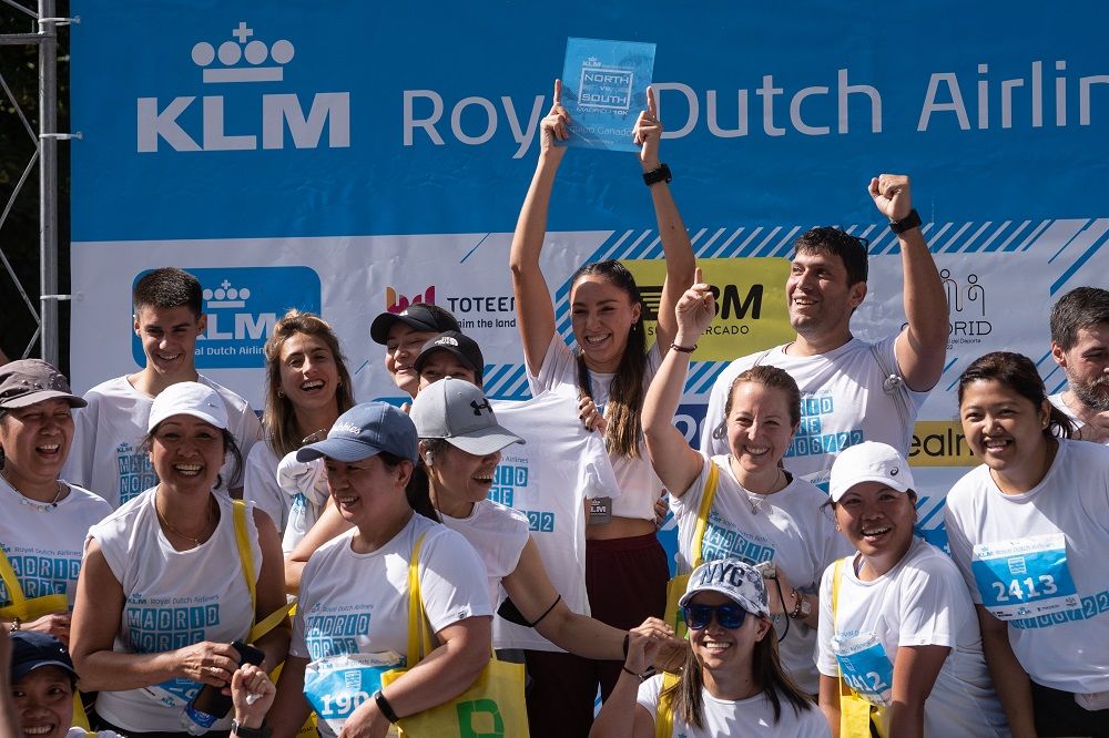Lucía Rodríguez celebrando el triunfo del Norte en la prueba celebrada en Madrid. LAST LAP.