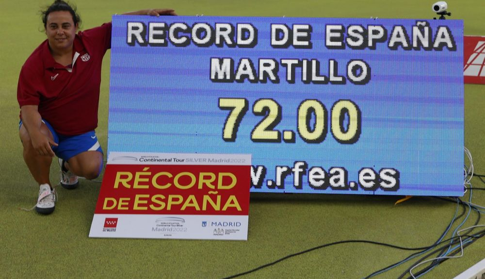 La atleta española Laura Redondo celebra el récord nacional de lanzamiento de martillo del World Athletics Continental Tour celebrado este sábado en el estadio Vallehermoso de Madrid. EFE. La atleta española Laura Redondo celebra el récord nacional de lanzamiento de martillo del World Athletics Continental Tour celebrado este sábado en el estadio Vallehermoso de Madrid. EFE.