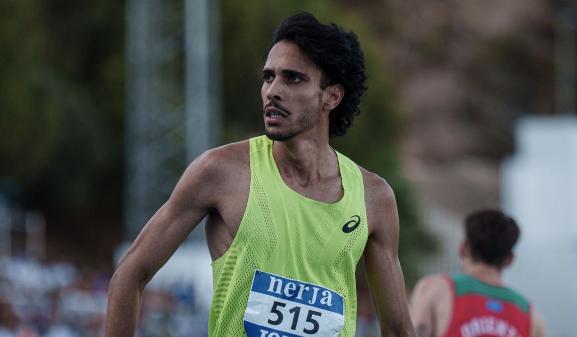 Mo Katir tras ganar su primer oro en un Campeonato de España. SPORTMEDIA.