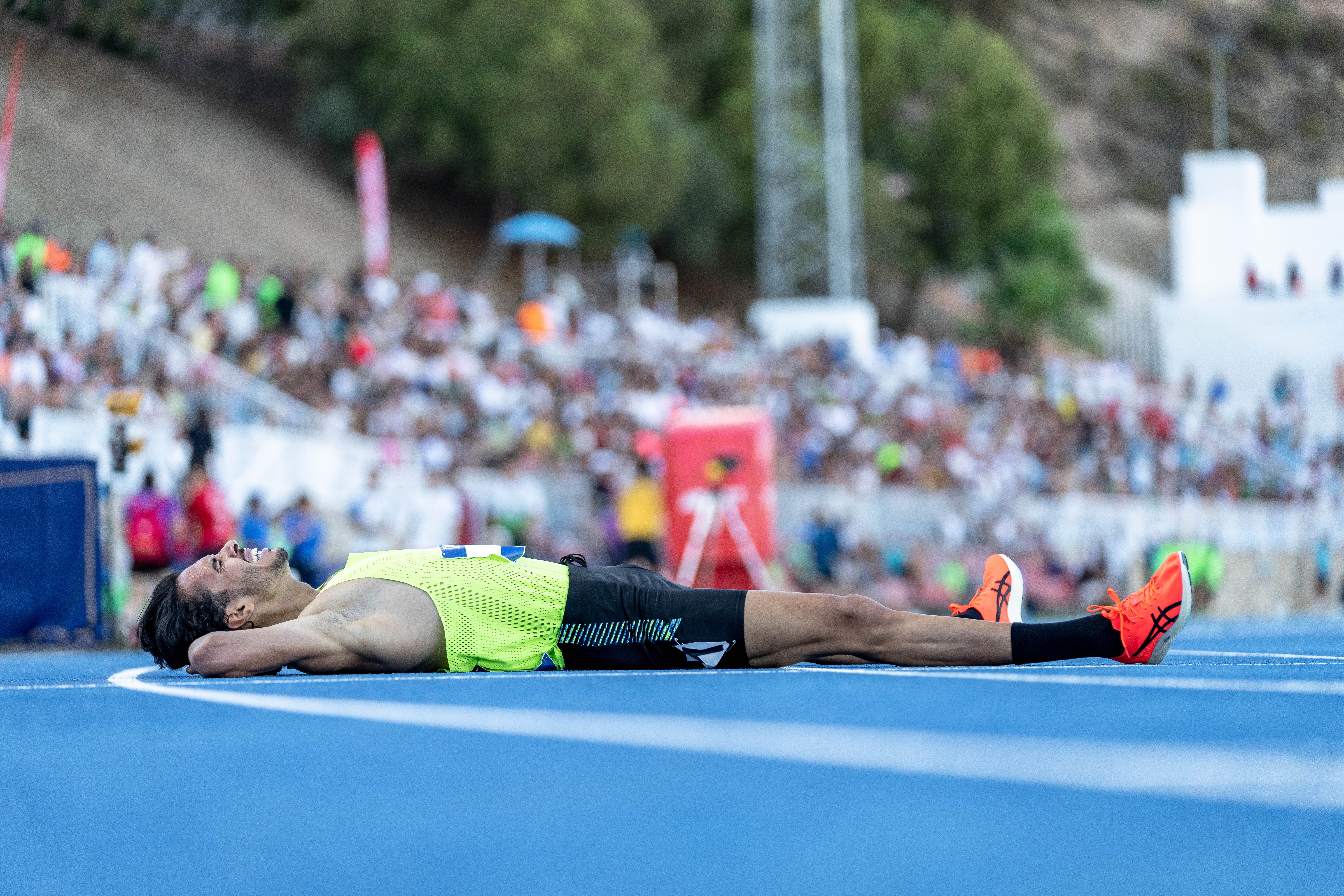Mo Katir después de triunfar en los 5.000 metros del Campeonato de España de Nerja.
