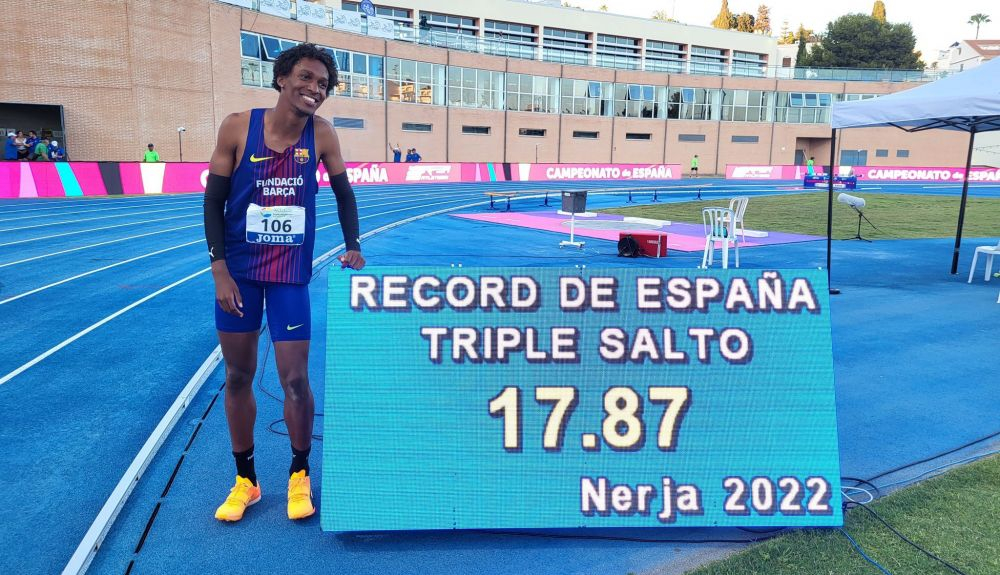 Estratosférico récord de España para Jordan Alejandro Díaz, con 17.87. RFEA. Estratosférico récord de España para Jordan Alejandro Díaz, con 17.87. RFEA.