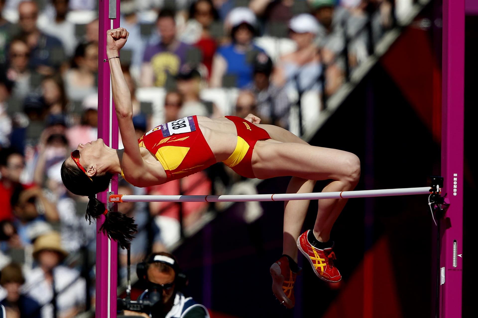 Ruth Beitia durante su participación en los Juegos Olímpicos de Londres 2012, donde inicialmente fue cuarta para después recibir el bronce. EFE.