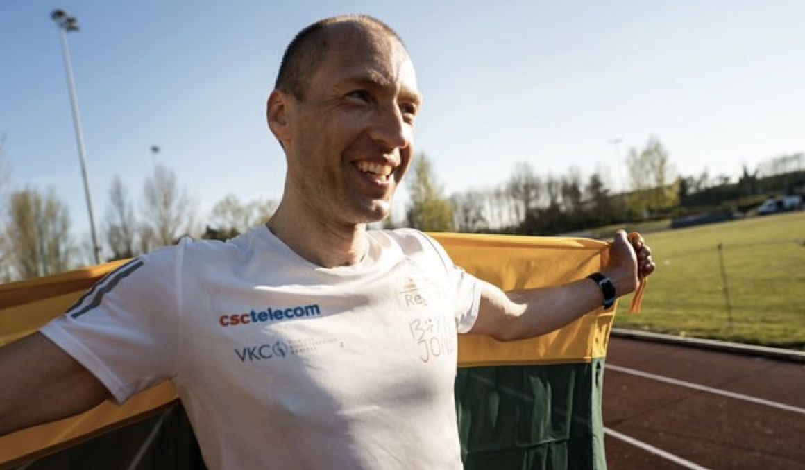 Aleksandr Sorokin ha vuelto a batir el récord del mundo de 24 horas en ruta.