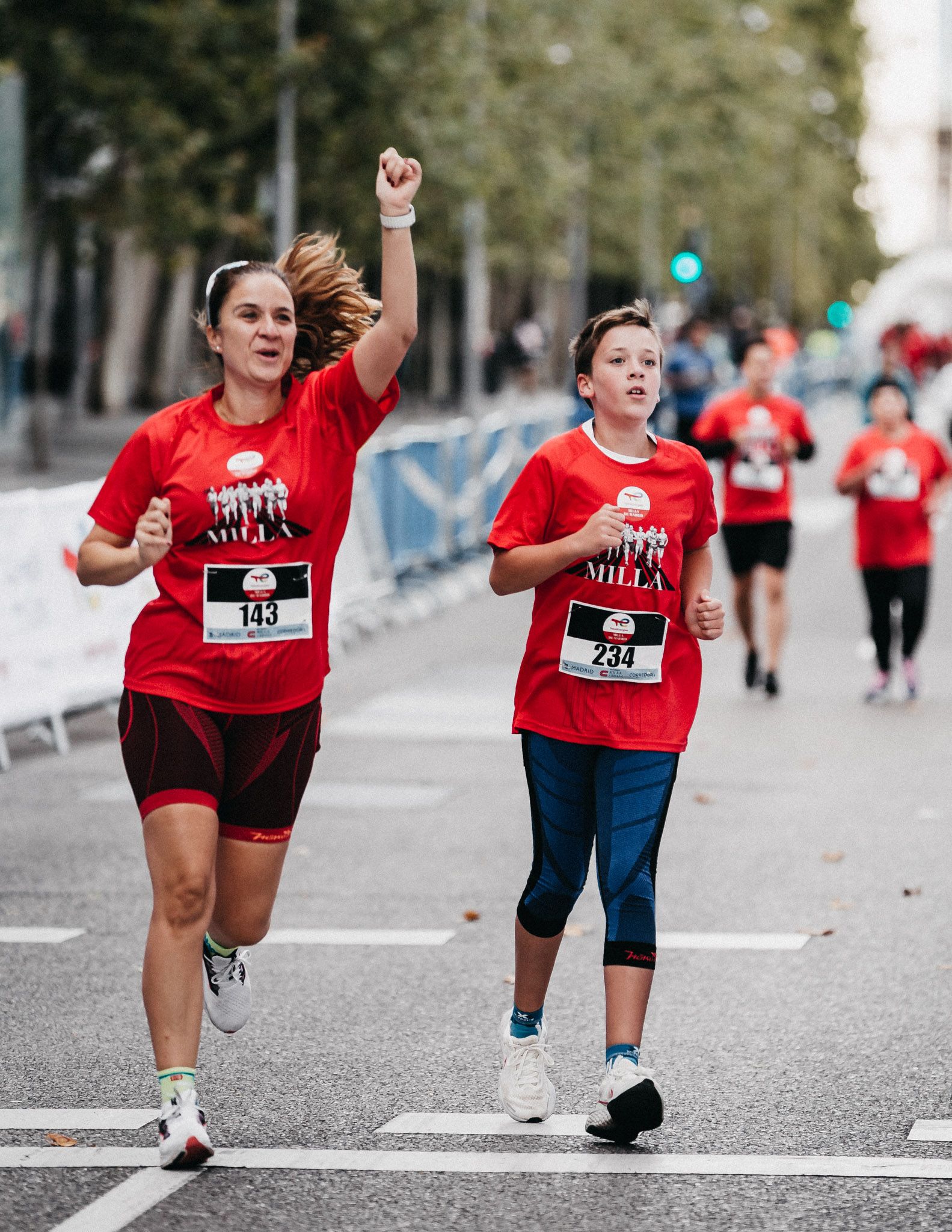 Las mejores imágenes de las carreras populares de la TotalEnergies Milla de Madrid. Latemilente 30