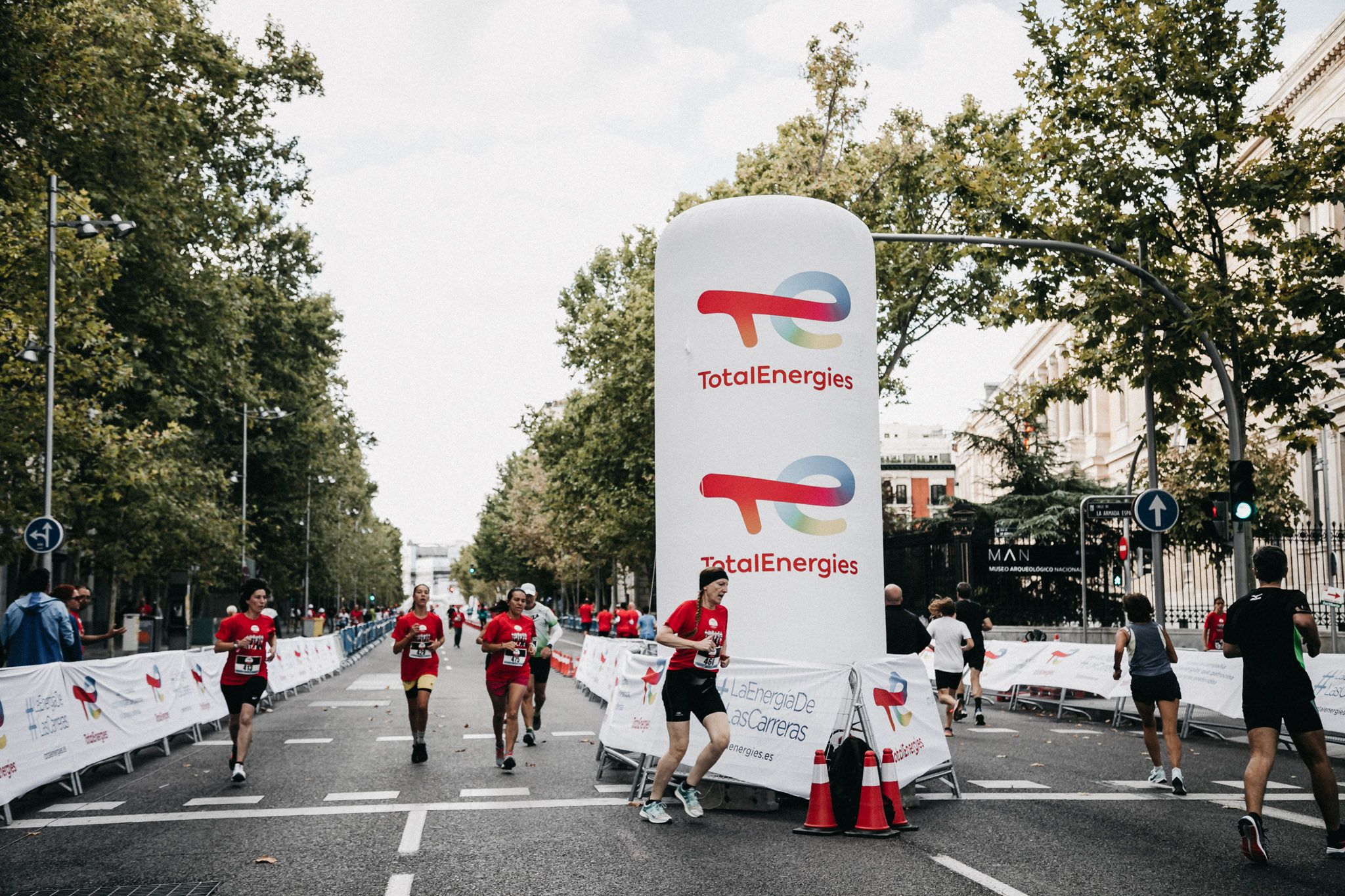 Las mejores imágenes de las carreras populares de la TotalEnergies Milla de Madrid. Latemilente 160