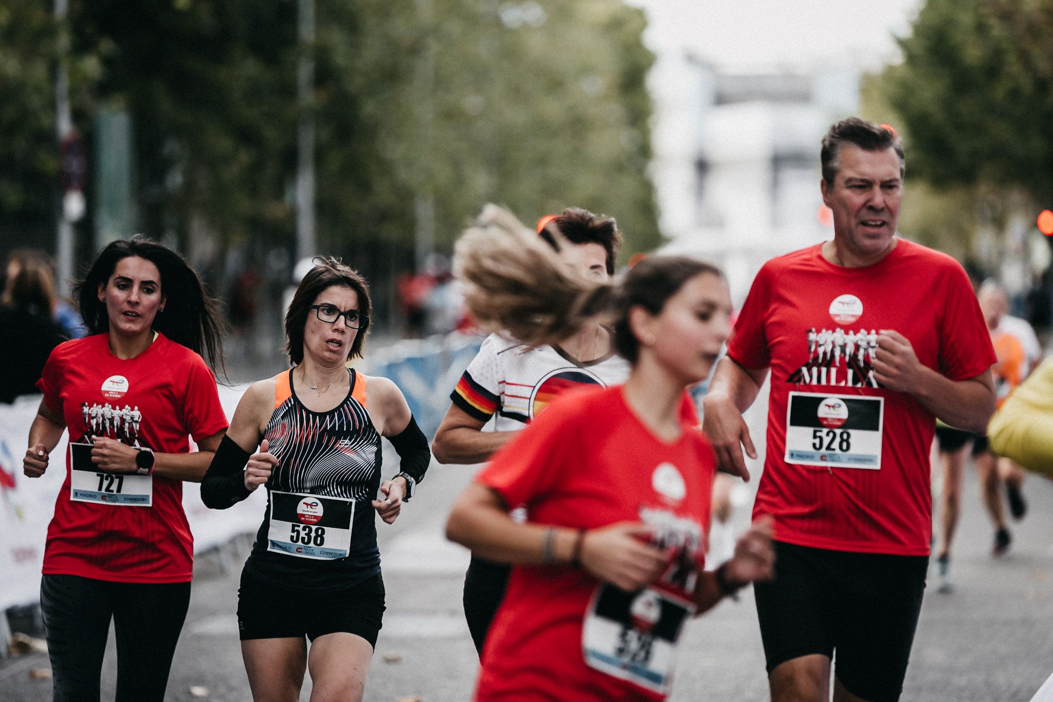 Las mejores imágenes de las carreras populares de la TotalEnergies Milla de Madrid. Latemilente 201