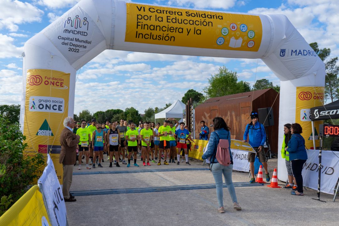 Carrera Solidaria por la Educación Financiera y la Inclusión 35