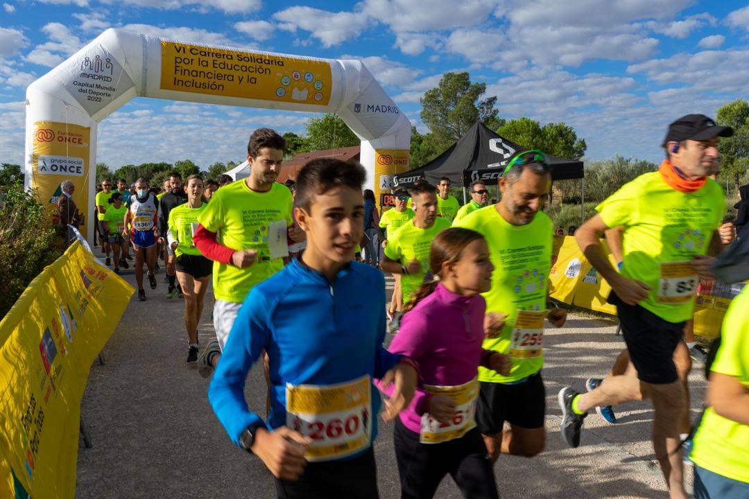 Carrera Solidaria por la Educación Financiera y la Inclusión 53