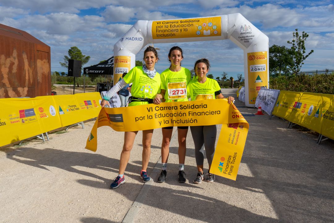 Carrera Solidaria por la Educación Financiera y la Inclusión 98