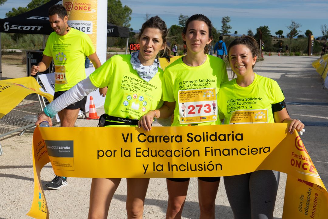Carrera Solidaria por la Educación Financiera y la Inclusión 100