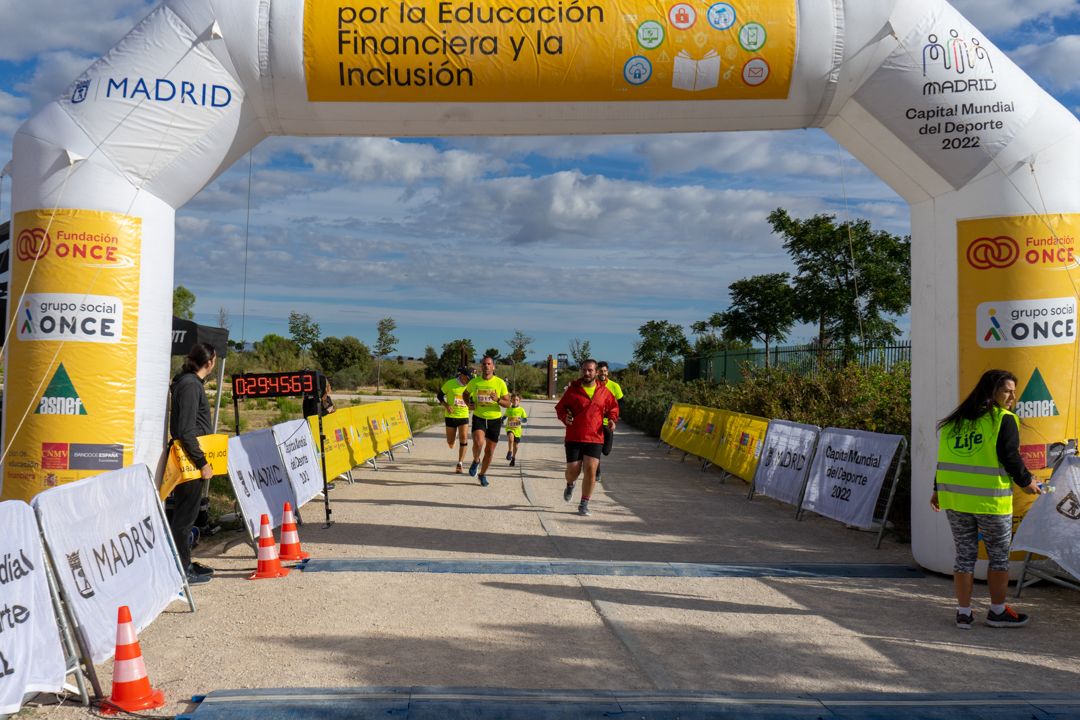 Carrera Solidaria por la Educación Financiera y la Inclusión 105