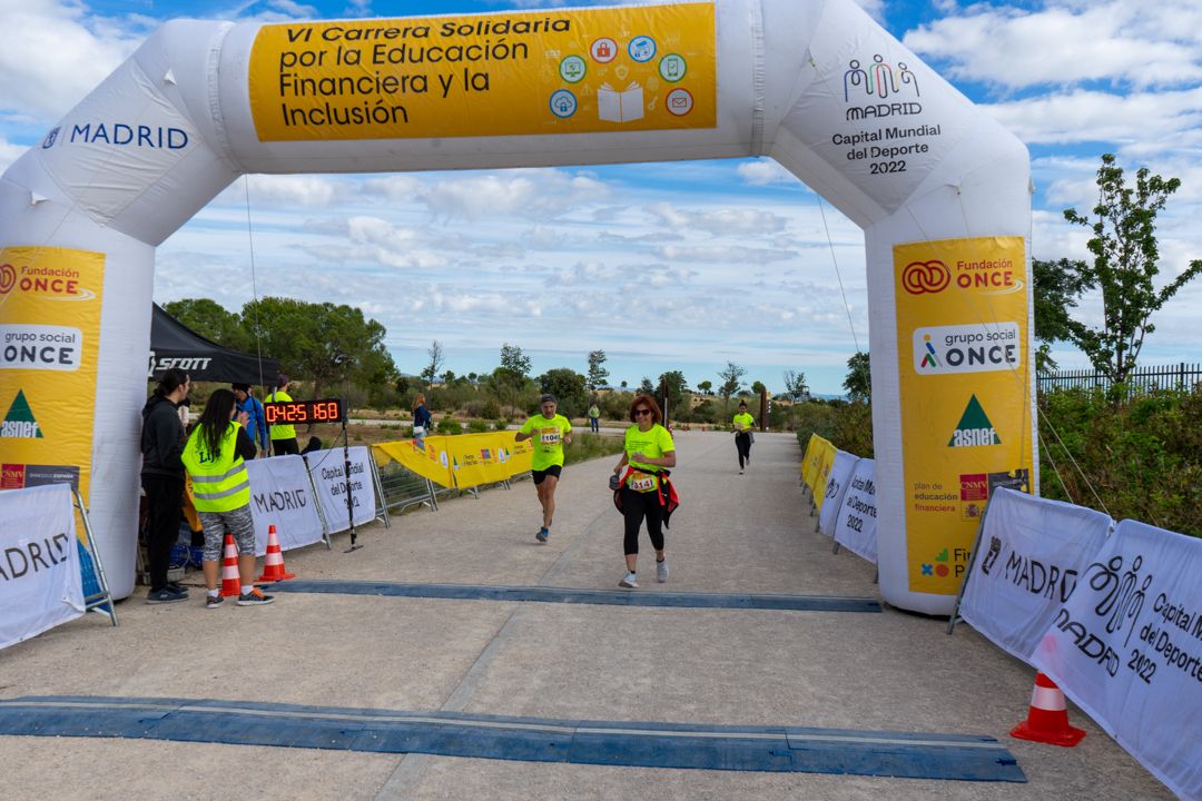 Carrera Solidaria por la Educación Financiera y la Inclusión 163