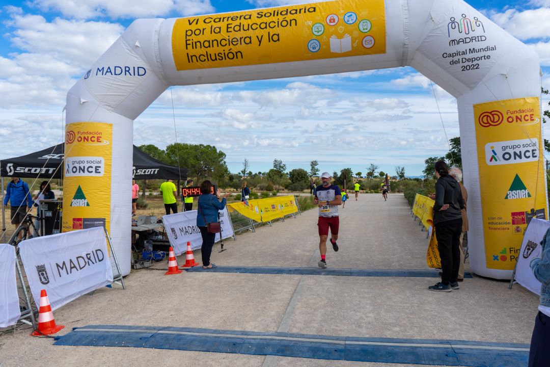 Carrera Solidaria por la Educación Financiera y la Inclusión 170