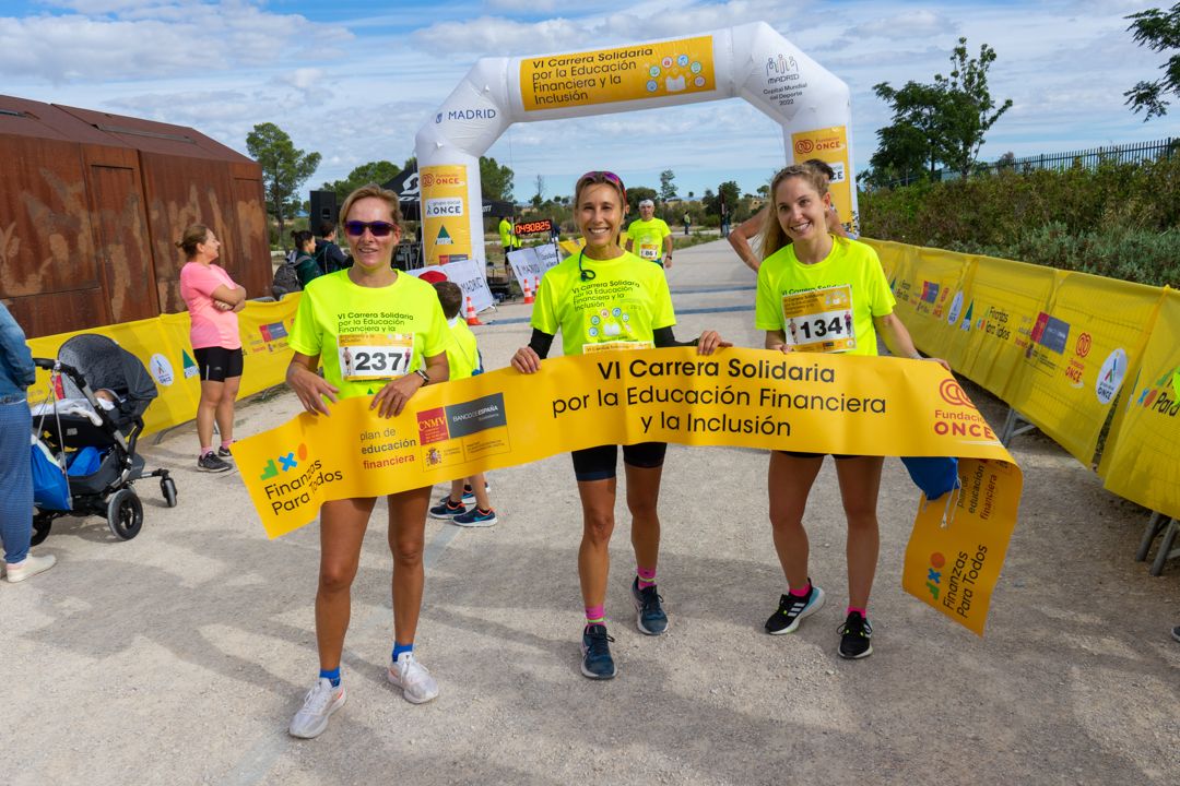 Carrera Solidaria por la Educación Financiera y la Inclusión 209