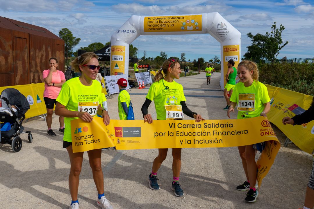Carrera Solidaria por la Educación Financiera y la Inclusión 212