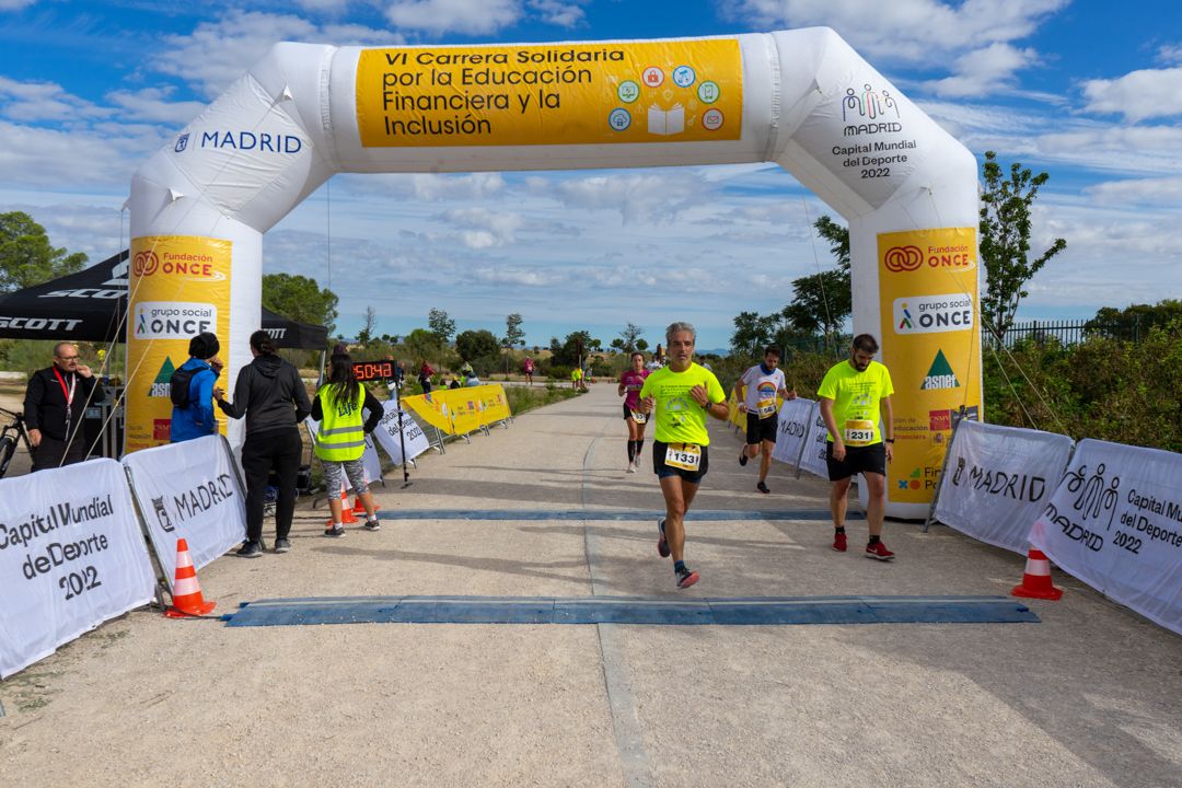 Carrera Solidaria por la Educación Financiera y la Inclusión 230