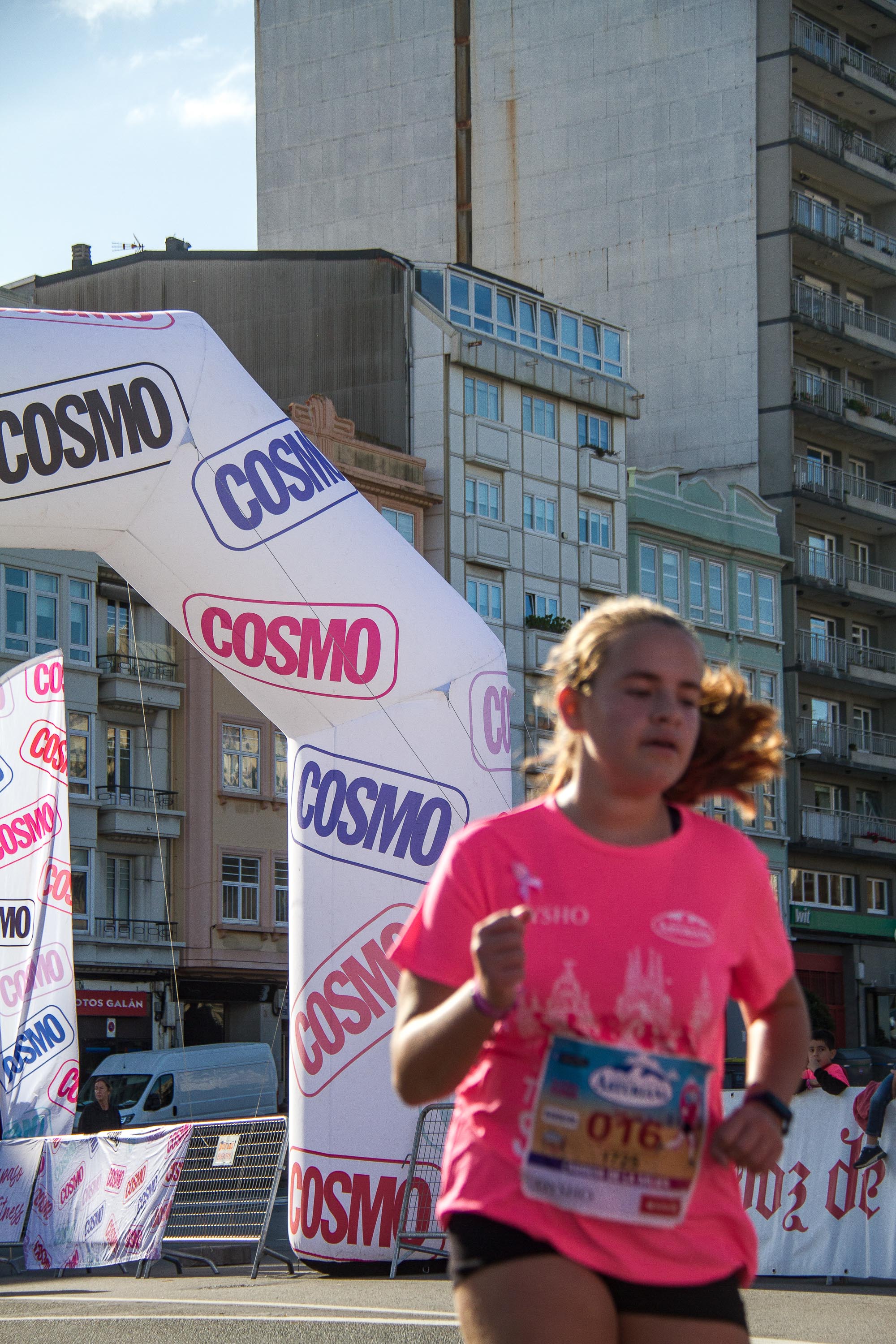 Las mejores fotos de la Carrera de la Mujer Central Lechera Asturiana de A Coruña. 302