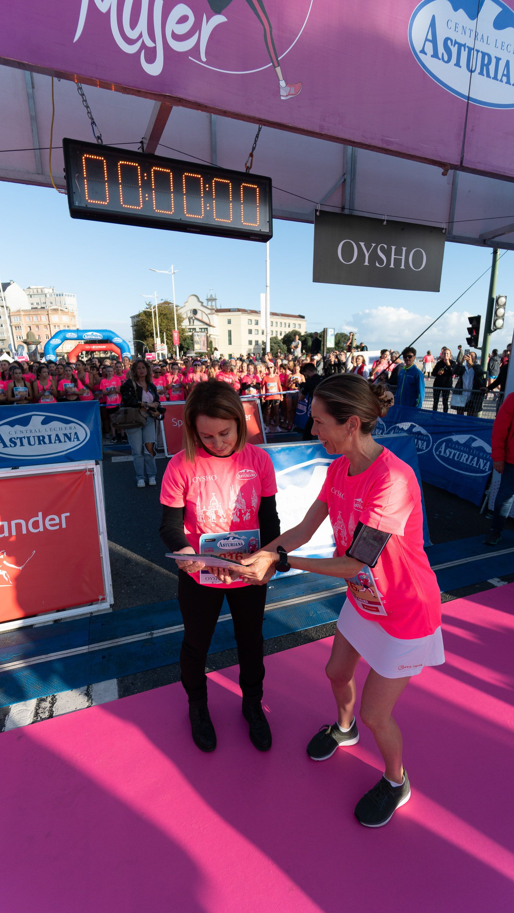 Las mejores fotos de la Carrera de la Mujer Central Lechera Asturiana de A Coruña. 20