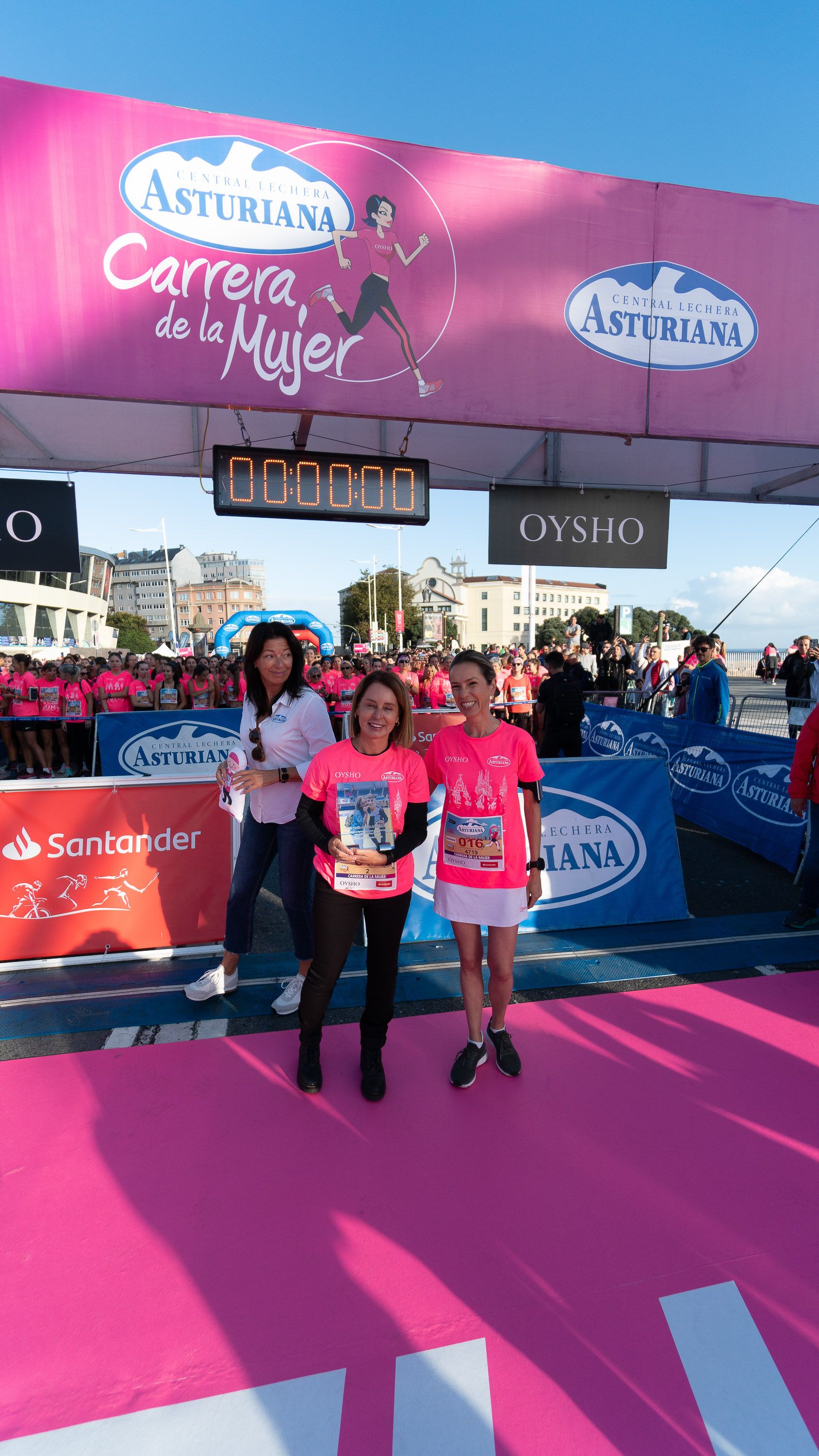 Las mejores fotos de la Carrera de la Mujer Central Lechera Asturiana de A Coruña. 26