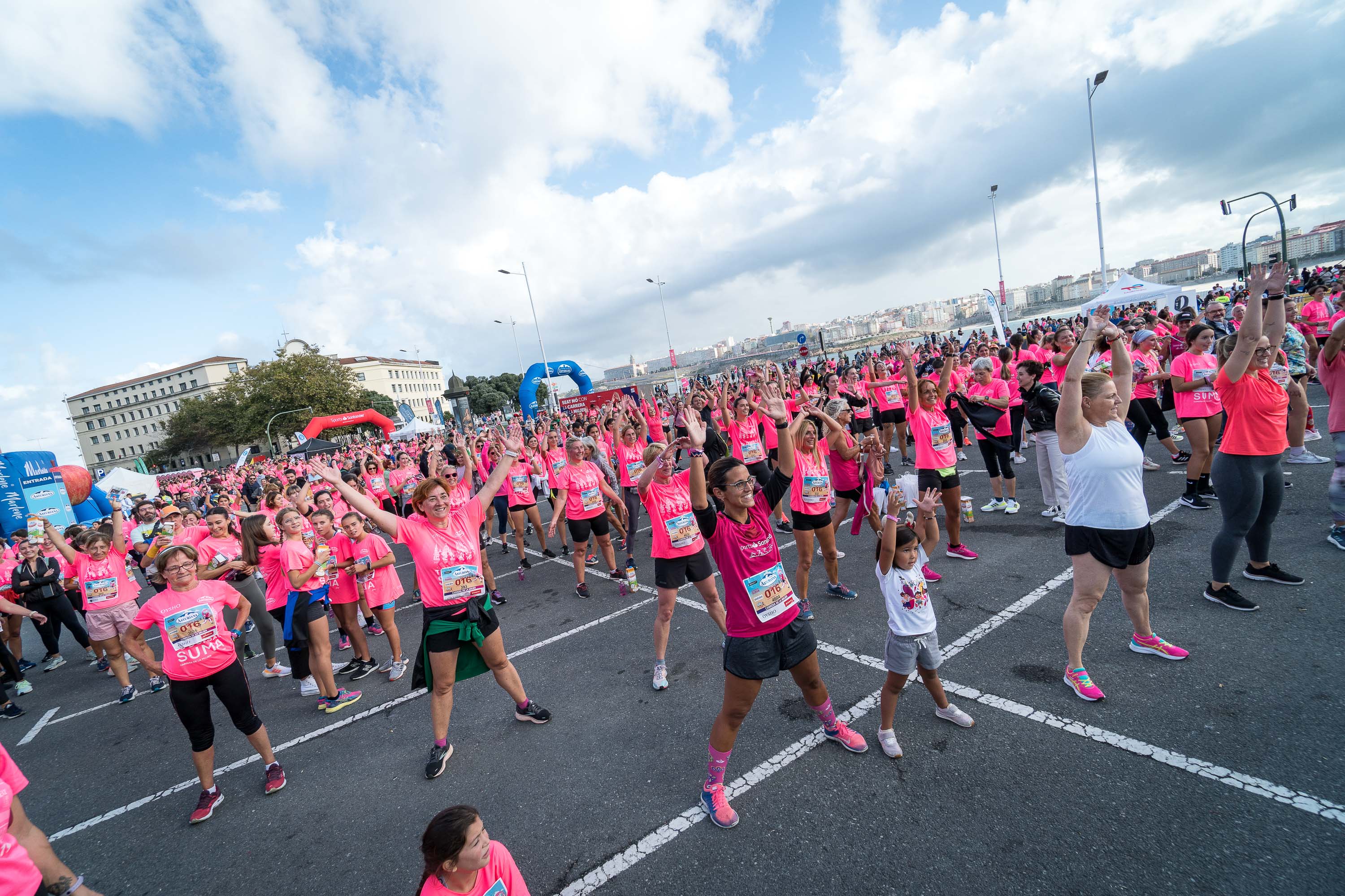 Las mejores fotos de la Carrera de la Mujer Central Lechera Asturiana de A Coruña. 322