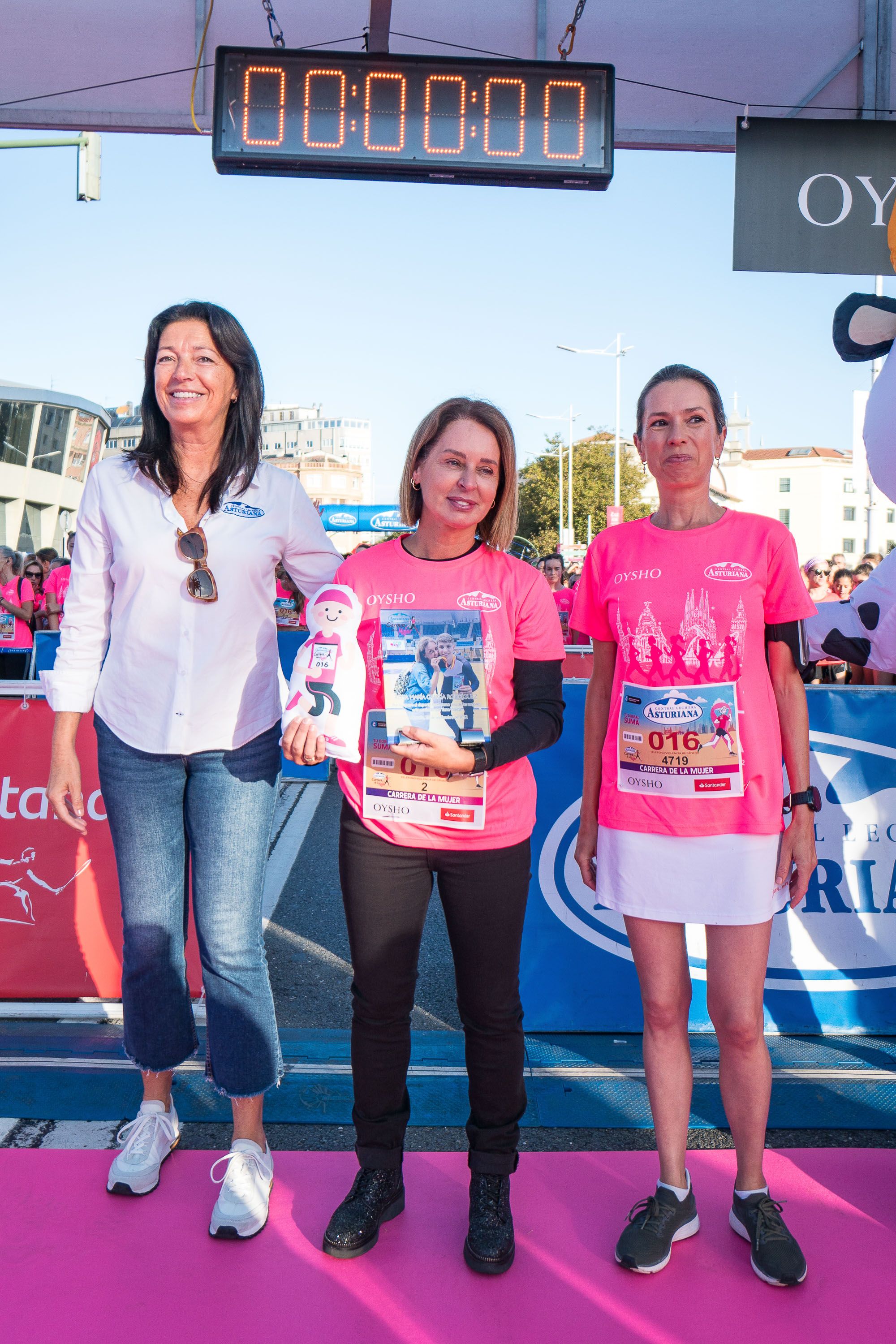 Las mejores fotos de la Carrera de la Mujer Central Lechera Asturiana de A Coruña. 31