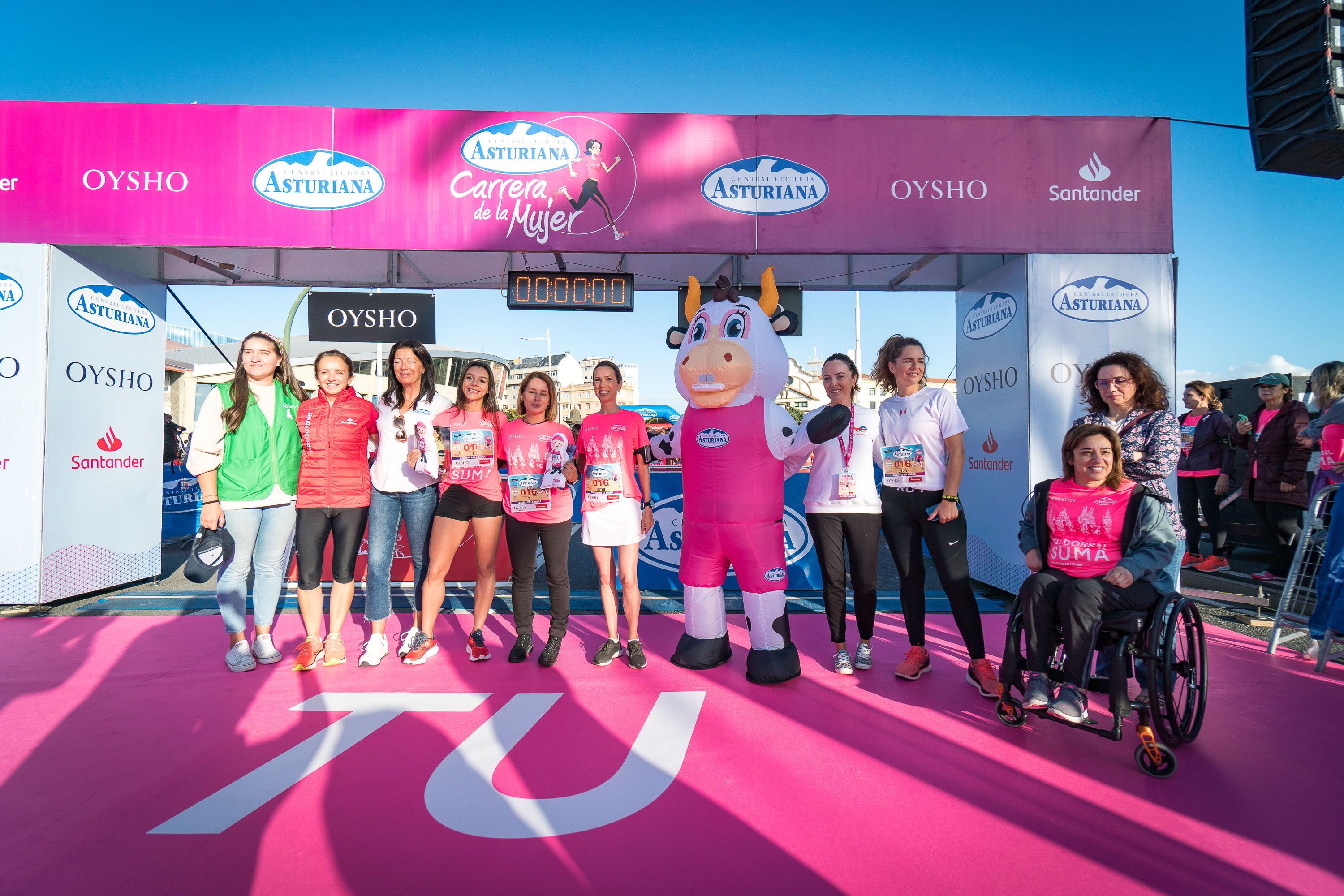 Las mejores fotos de la Carrera de la Mujer Central Lechera Asturiana de A Coruña. 58