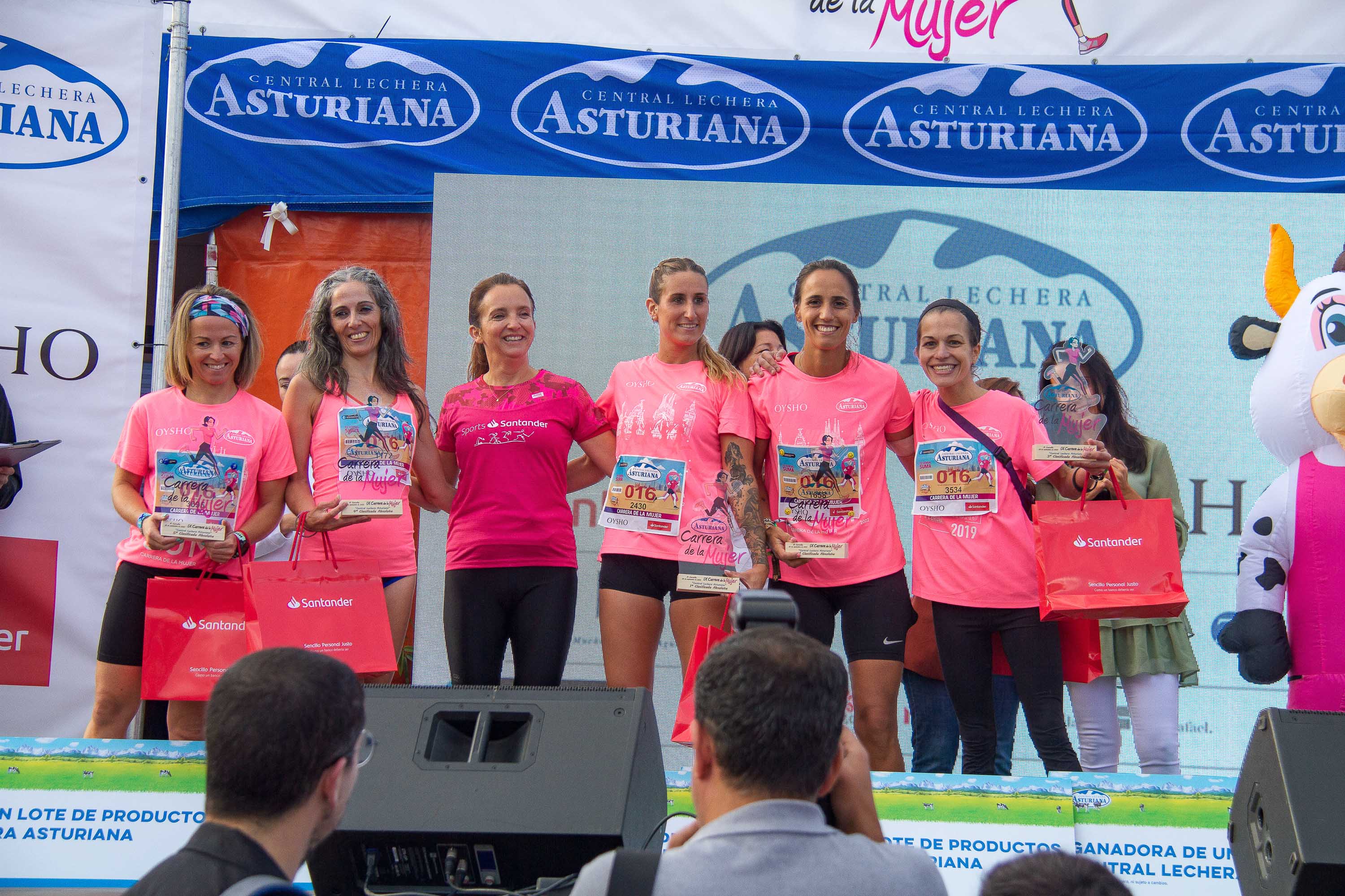 Las mejores fotos de la Carrera de la Mujer Central Lechera Asturiana de A Coruña. 354