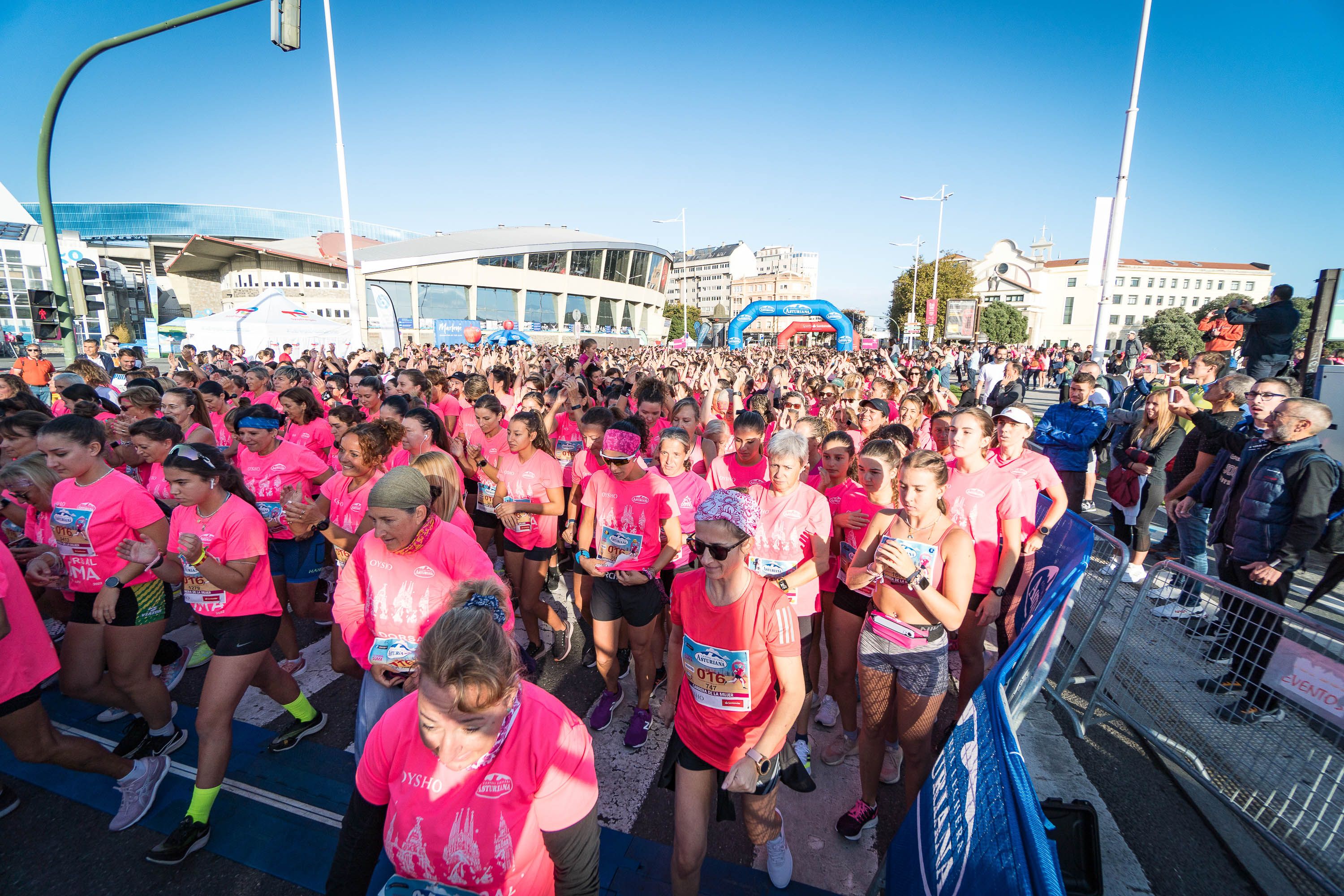 Las mejores fotos de la Carrera de la Mujer Central Lechera Asturiana de A Coruña. 64