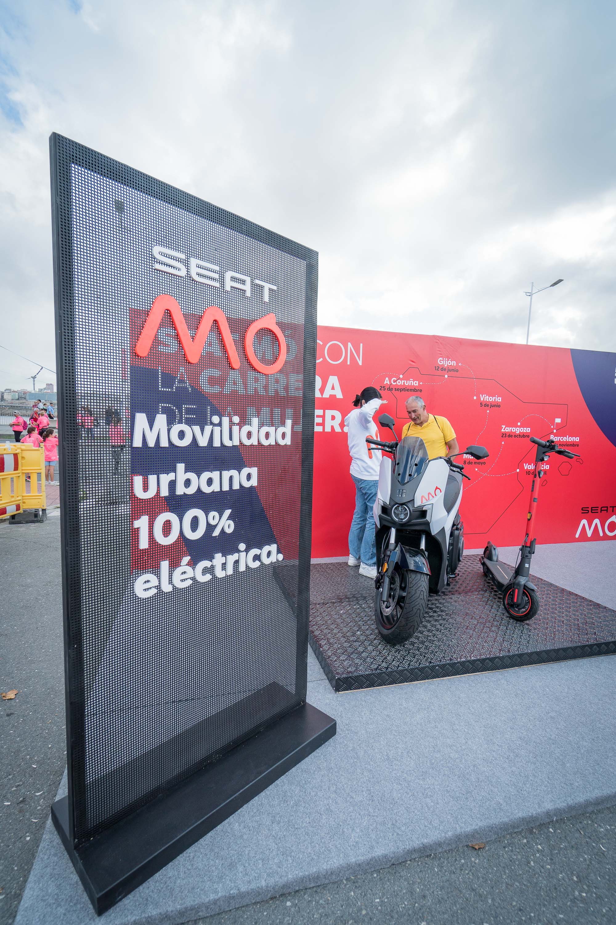 Las mejores fotos de la Carrera de la Mujer Central Lechera Asturiana de A Coruña. 366