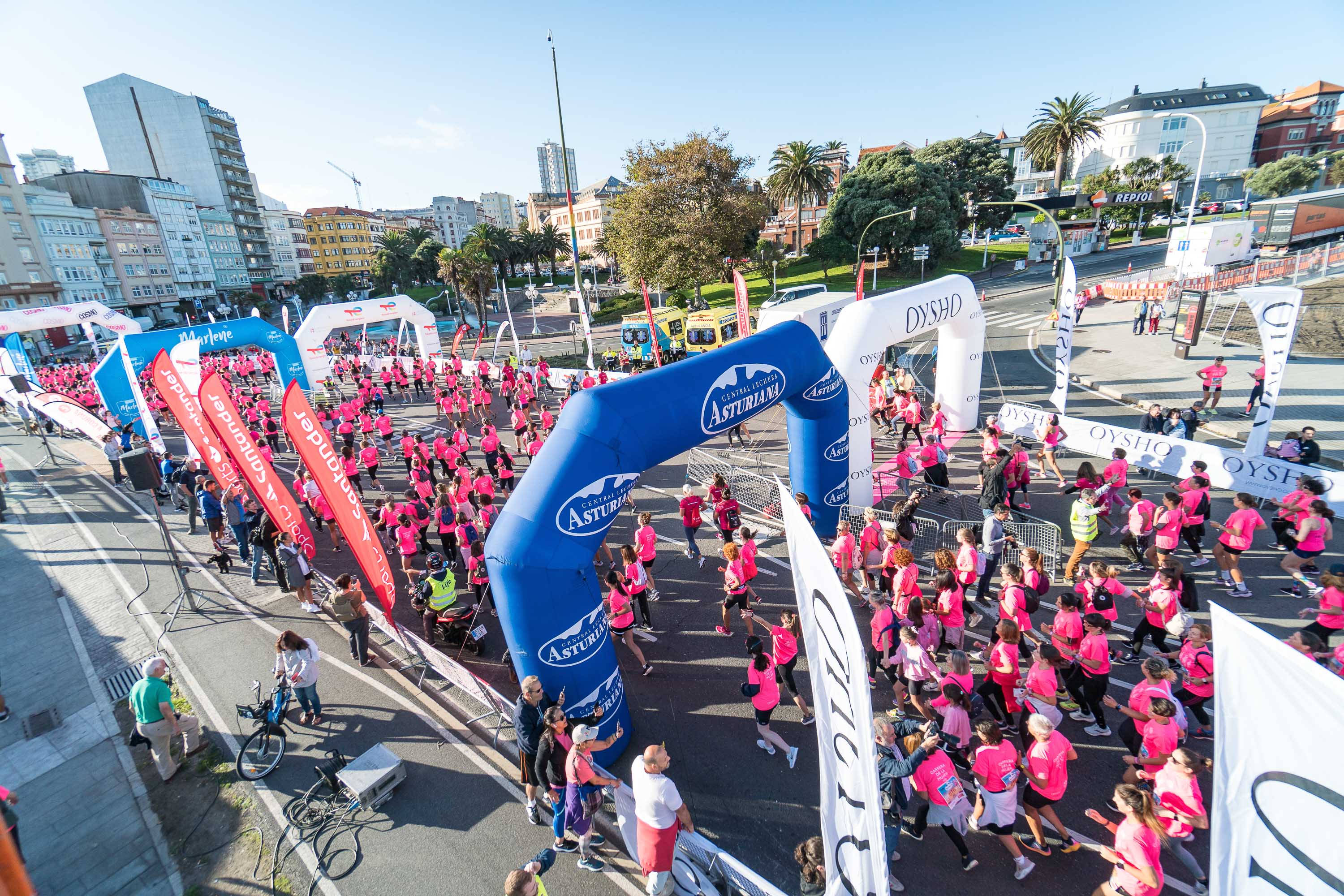 Las mejores fotos de la Carrera de la Mujer Central Lechera Asturiana de A Coruña. 77