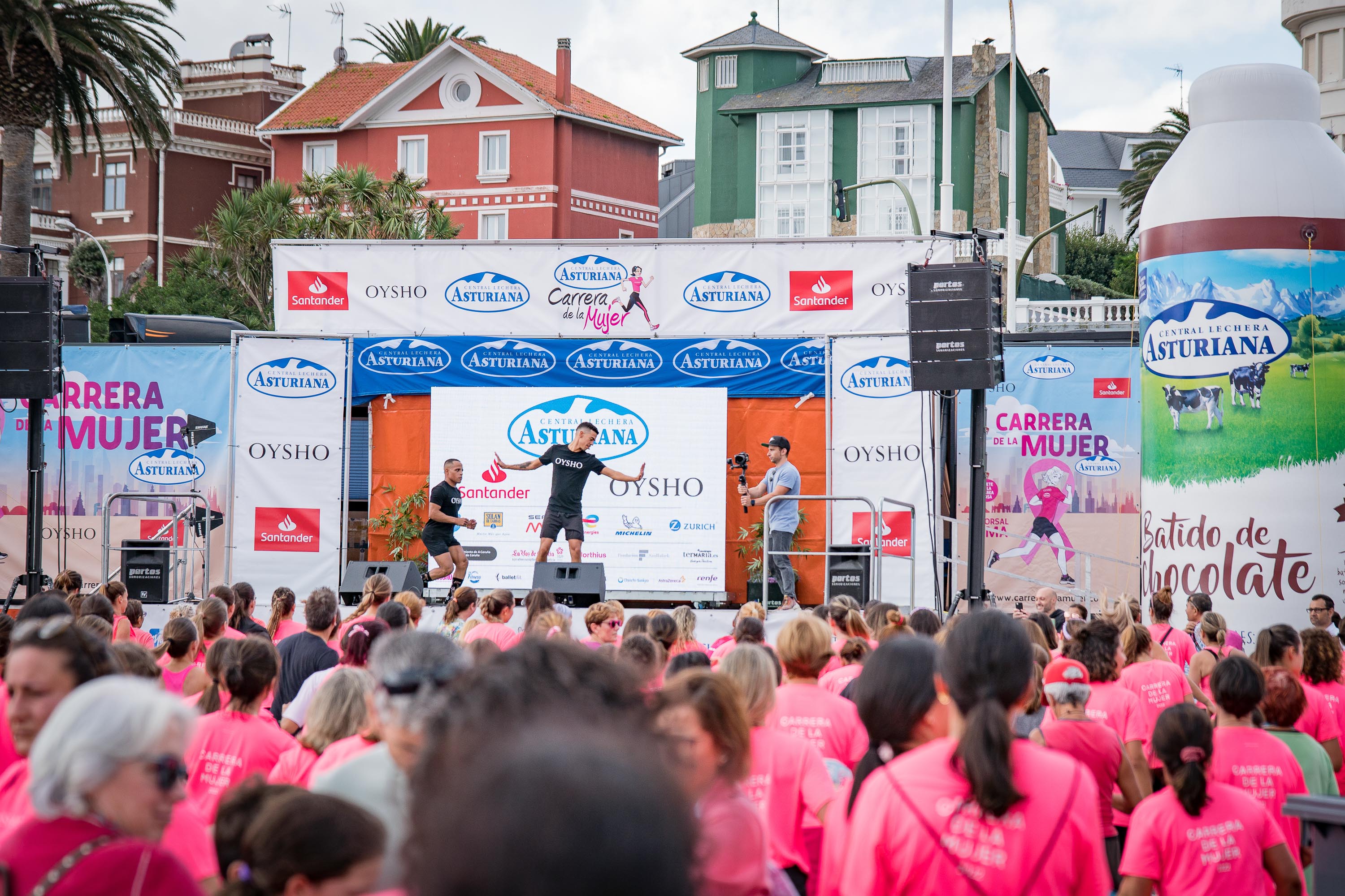 Las mejores fotos de la Carrera de la Mujer Central Lechera Asturiana de A Coruña. 372