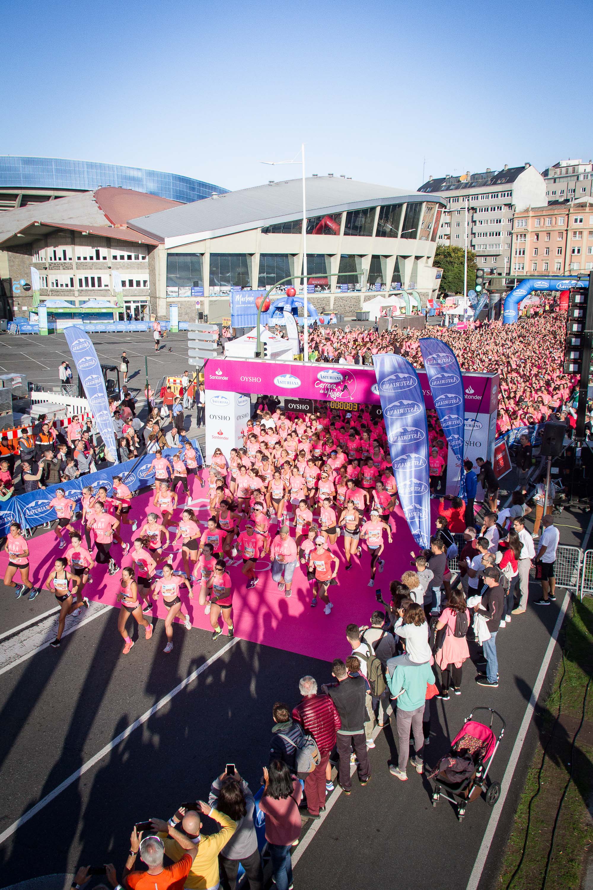 Las mejores fotos de la Carrera de la Mujer Central Lechera Asturiana de A Coruña. 98