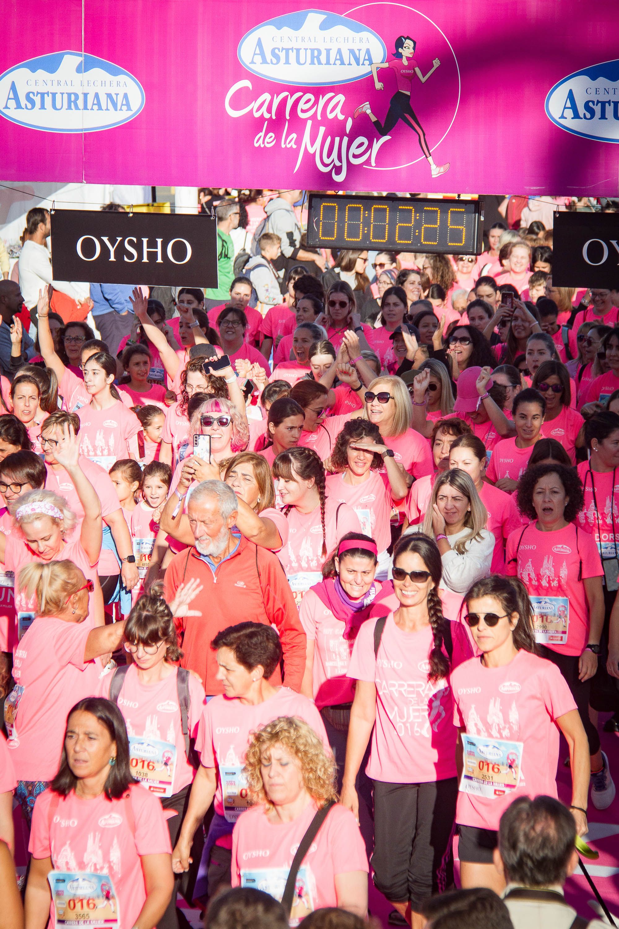 Las mejores fotos de la Carrera de la Mujer Central Lechera Asturiana de A Coruña. 109